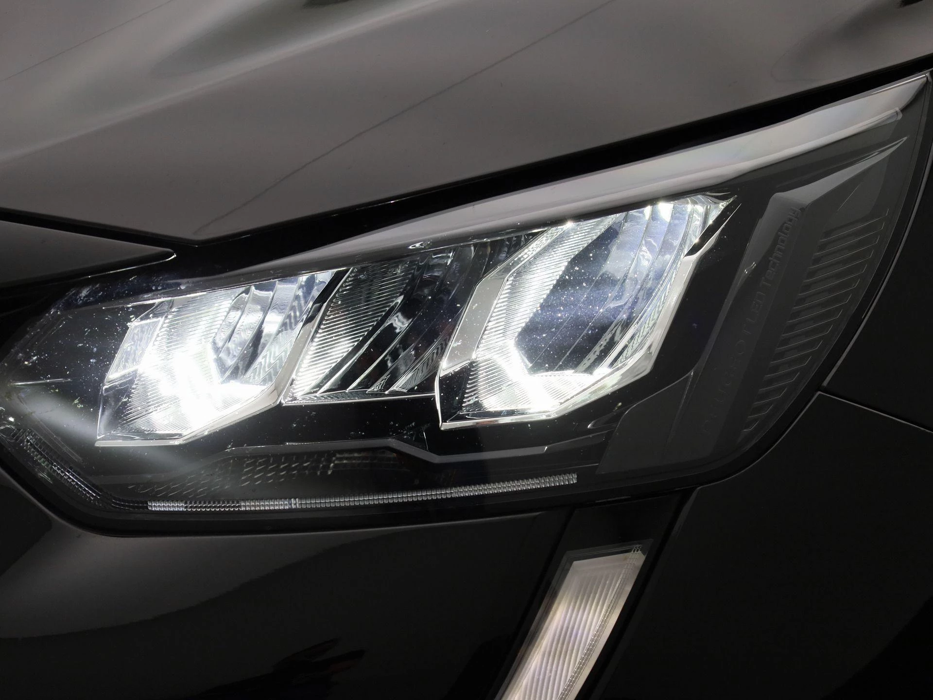 Peugeot e-208 EV Active Pack 50 kWh