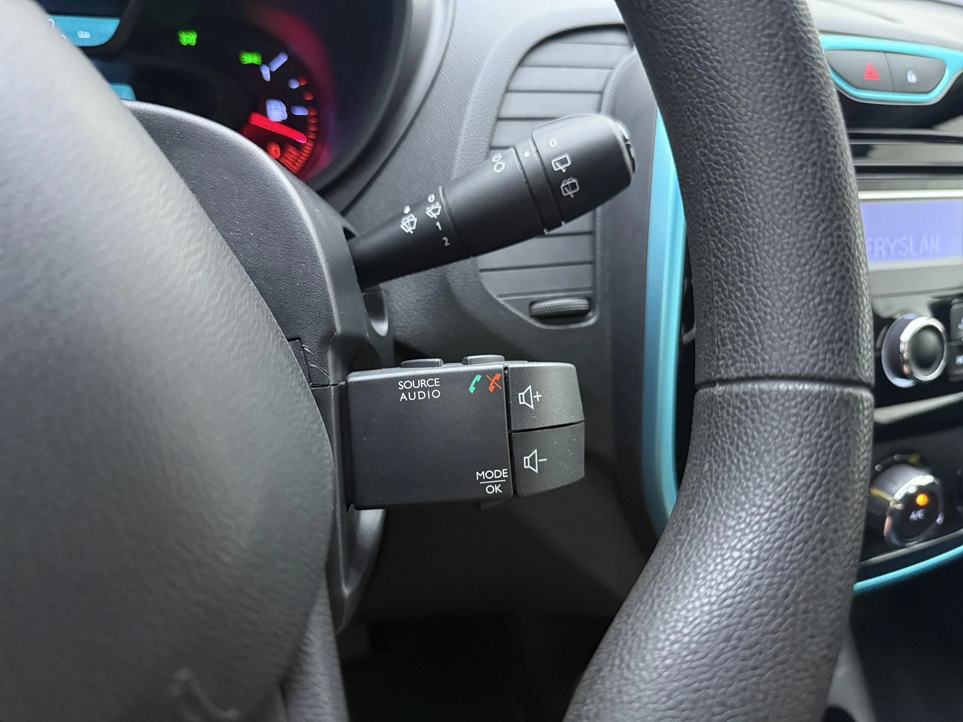 Renault-Captur-image-21