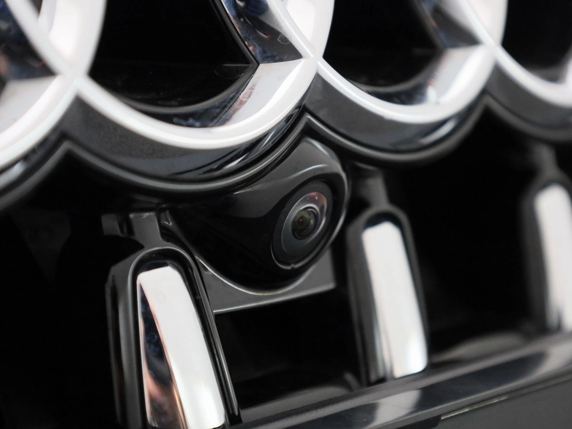 Audi A8 60 TFSI e quattro Lang