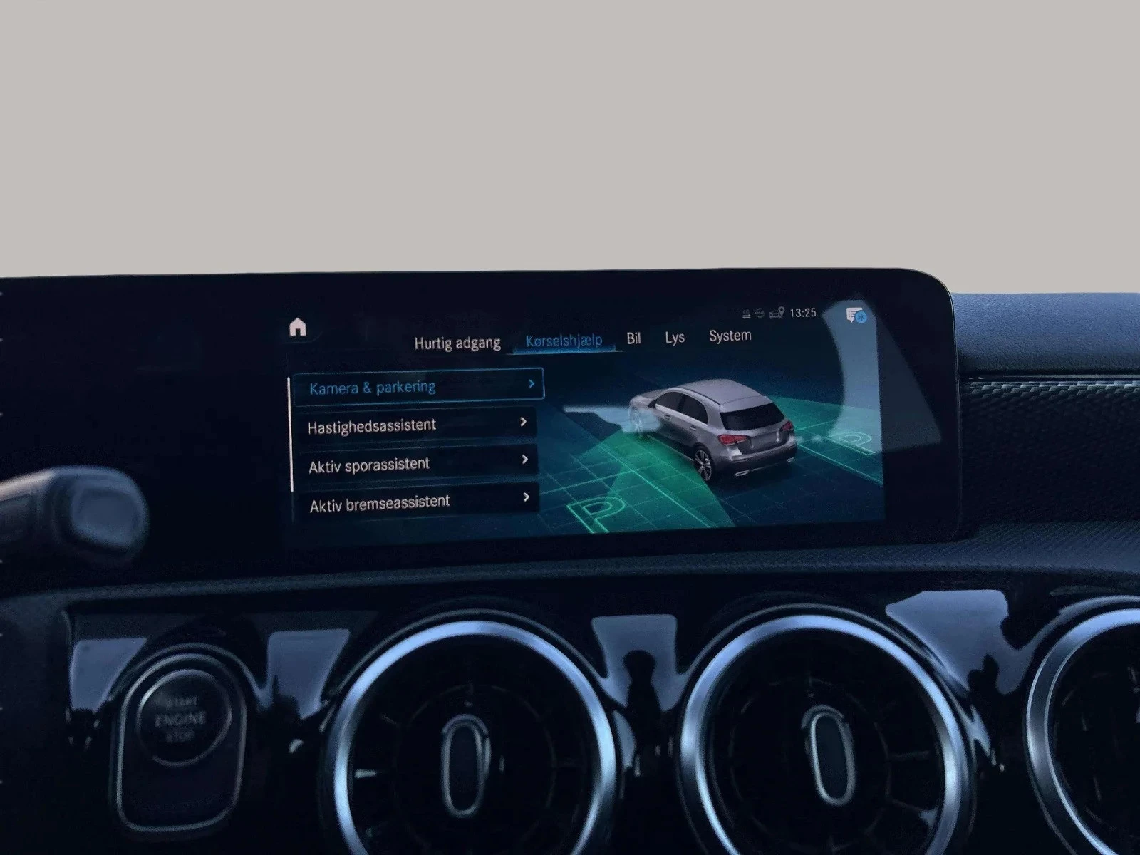 Mercedes-Benz-A-Klasse-image-19