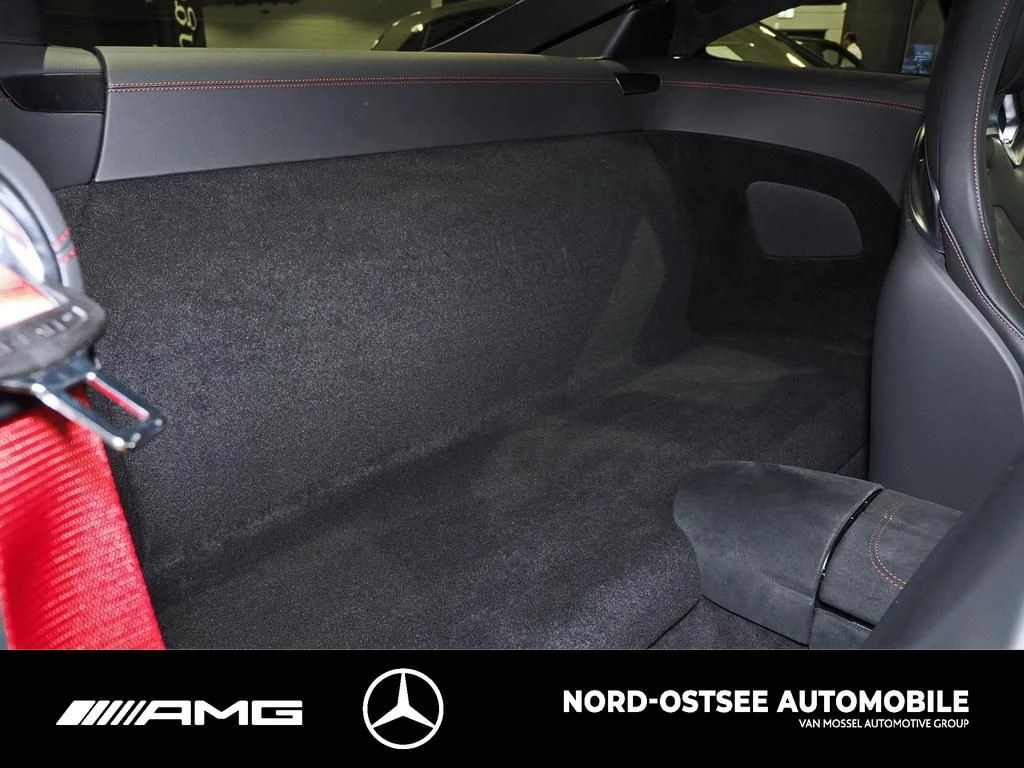 Mercedes-AMG GT 63 4M PERF.-SITZE PANO DISTRO SOUND NIGHT AMG Line