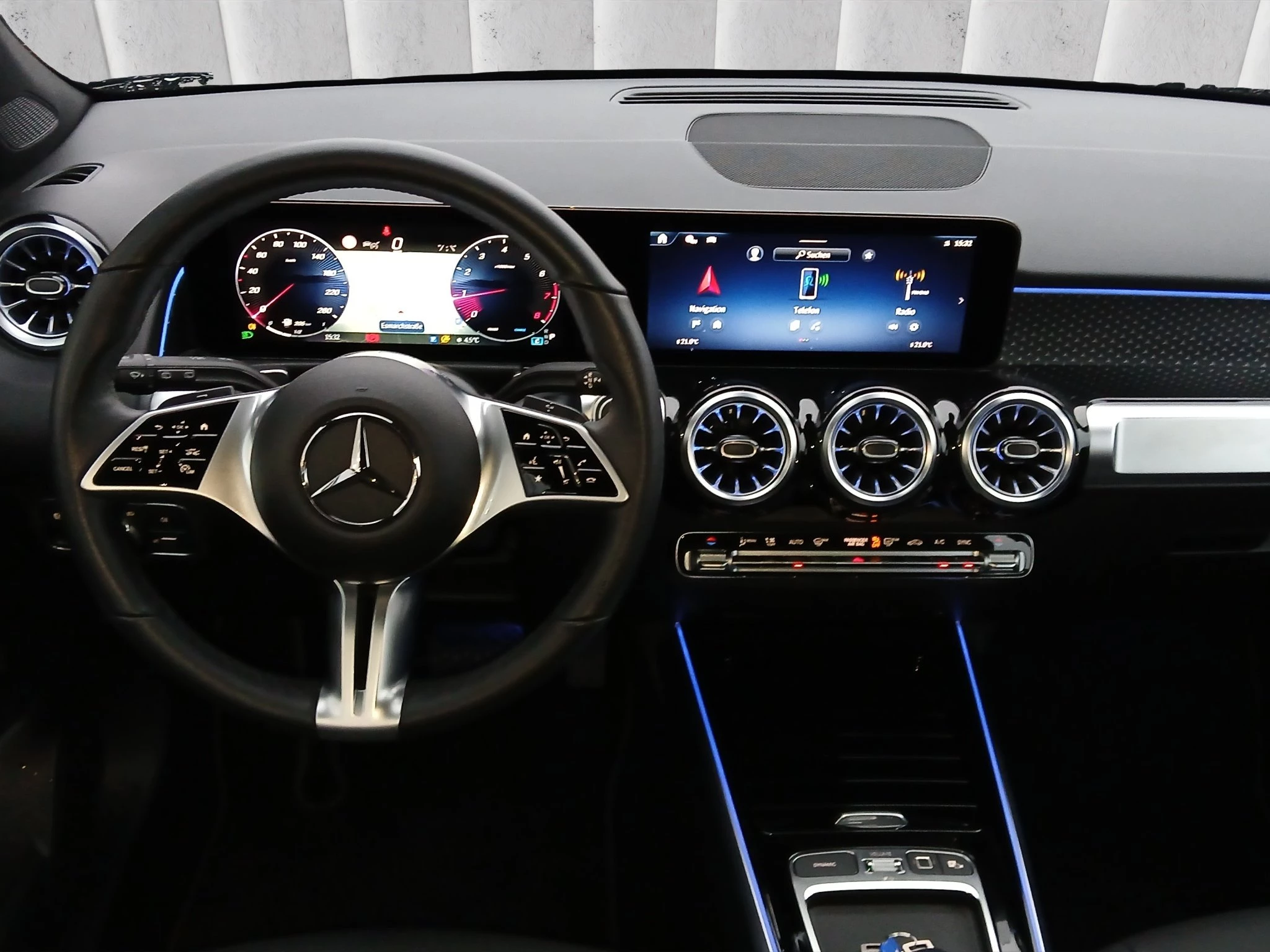 Mercedes-Benz GLB 200 Progressive AUT | LED | NAVI |
