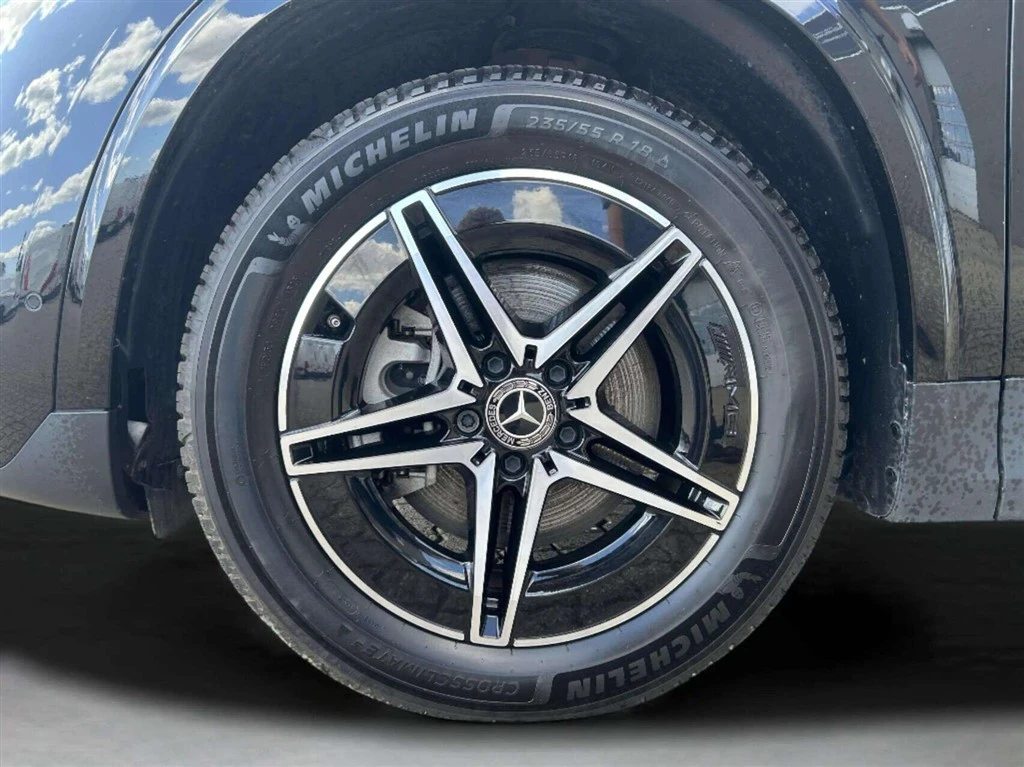 Mercedes-Benz-EQA-image-8