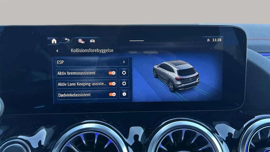Mercedes-Benz-EQA-image-16
