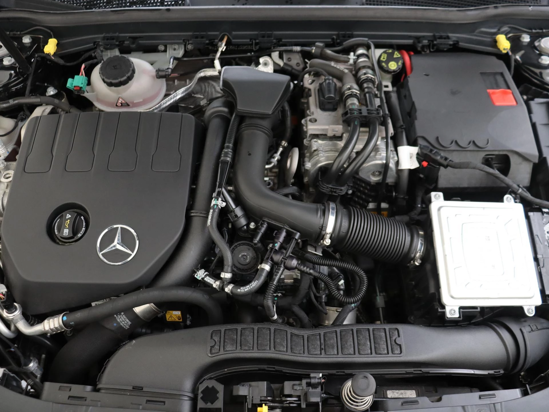 Mercedes-Benz-A-Klasse-image-5