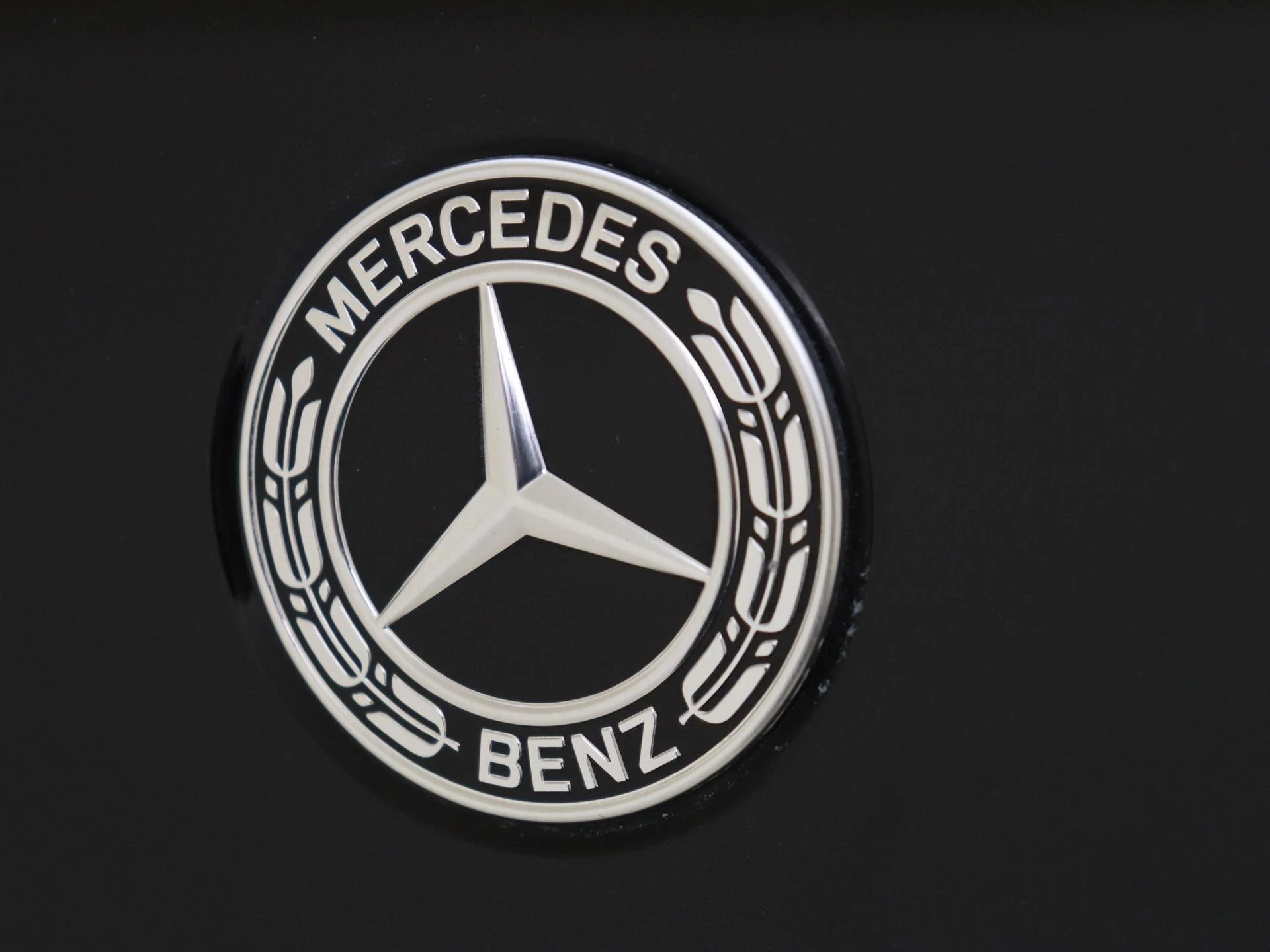 Mercedes-Benz-CLA-image-25