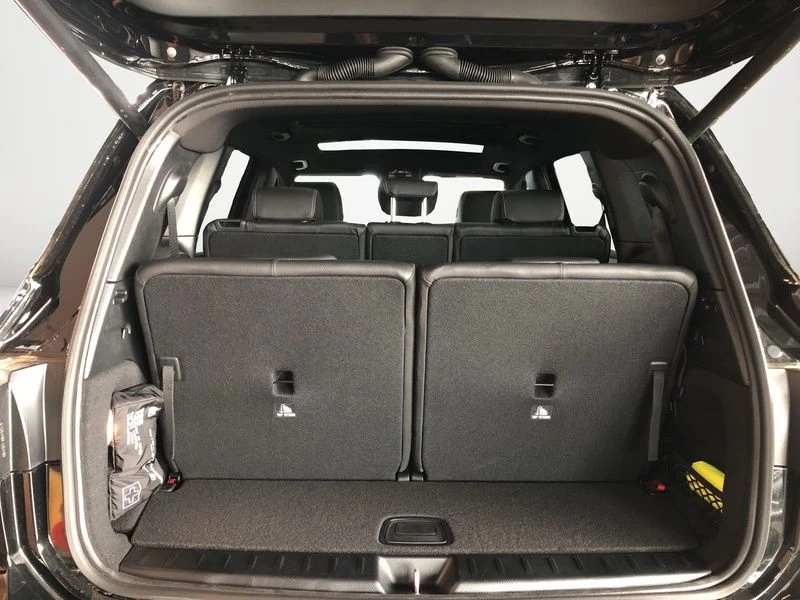 Mercedes-Benz GLB 220 d 4m AMG NIGHT AHK PANO 7-SITZE 360° AMG LineX247 GLB 220 d 4m AMG NIGHT AHK PANO 7-SITZE 360° AMG Line