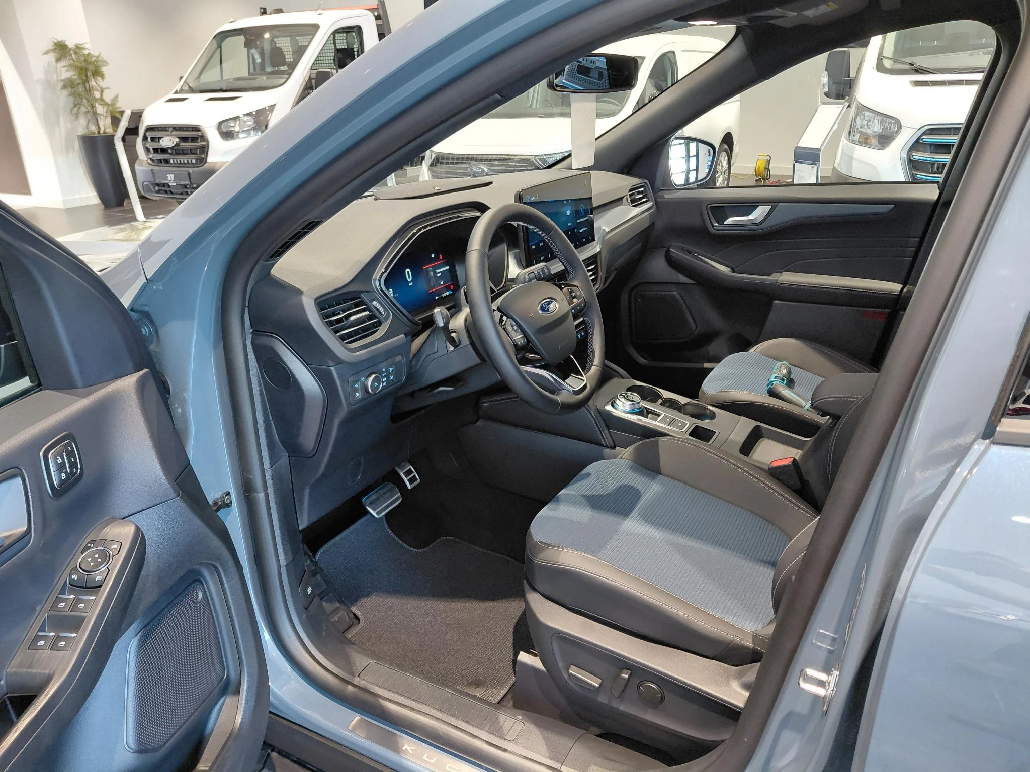 Ford-Kuga-image-11