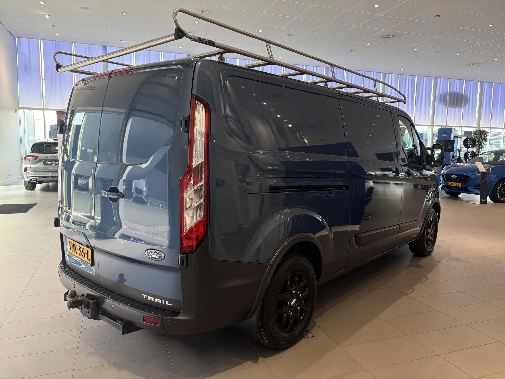 Ford-Transit Custom-image-7