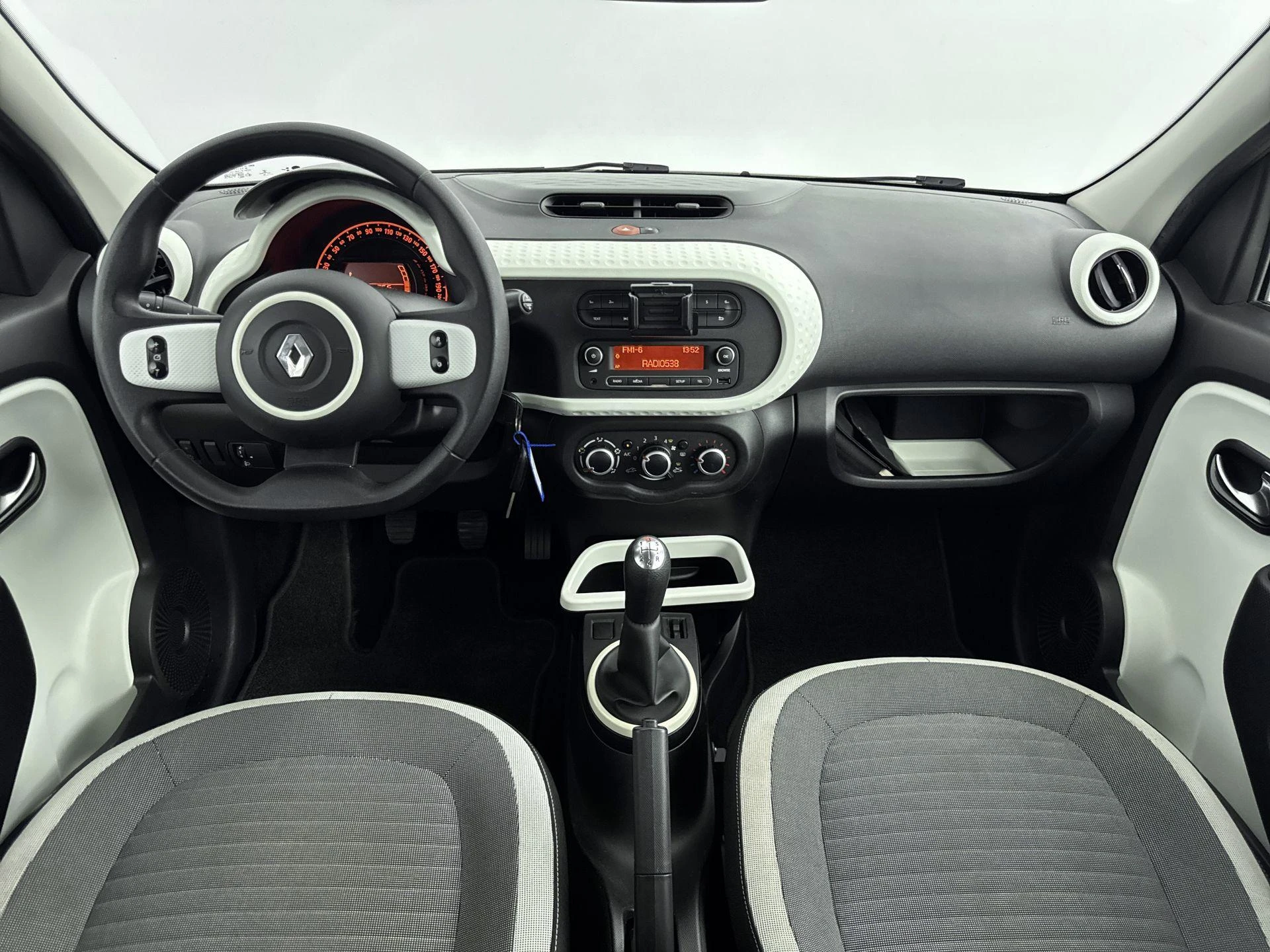 Renault-Twingo-image-7