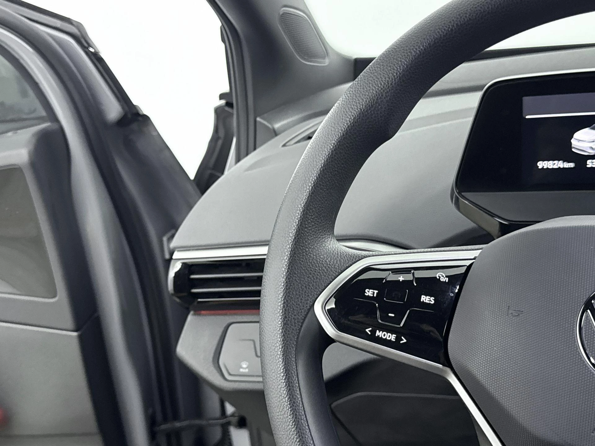 Volkswagen ID.4 Pro 77 kWh