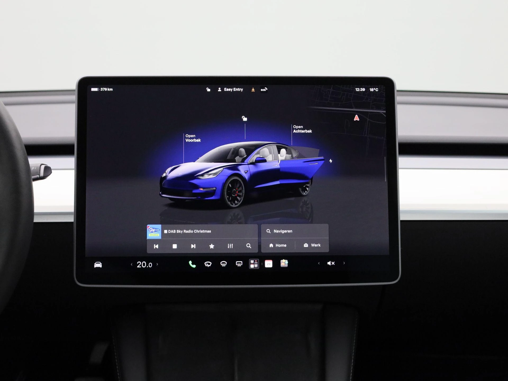 Tesla-Model 3-image-7