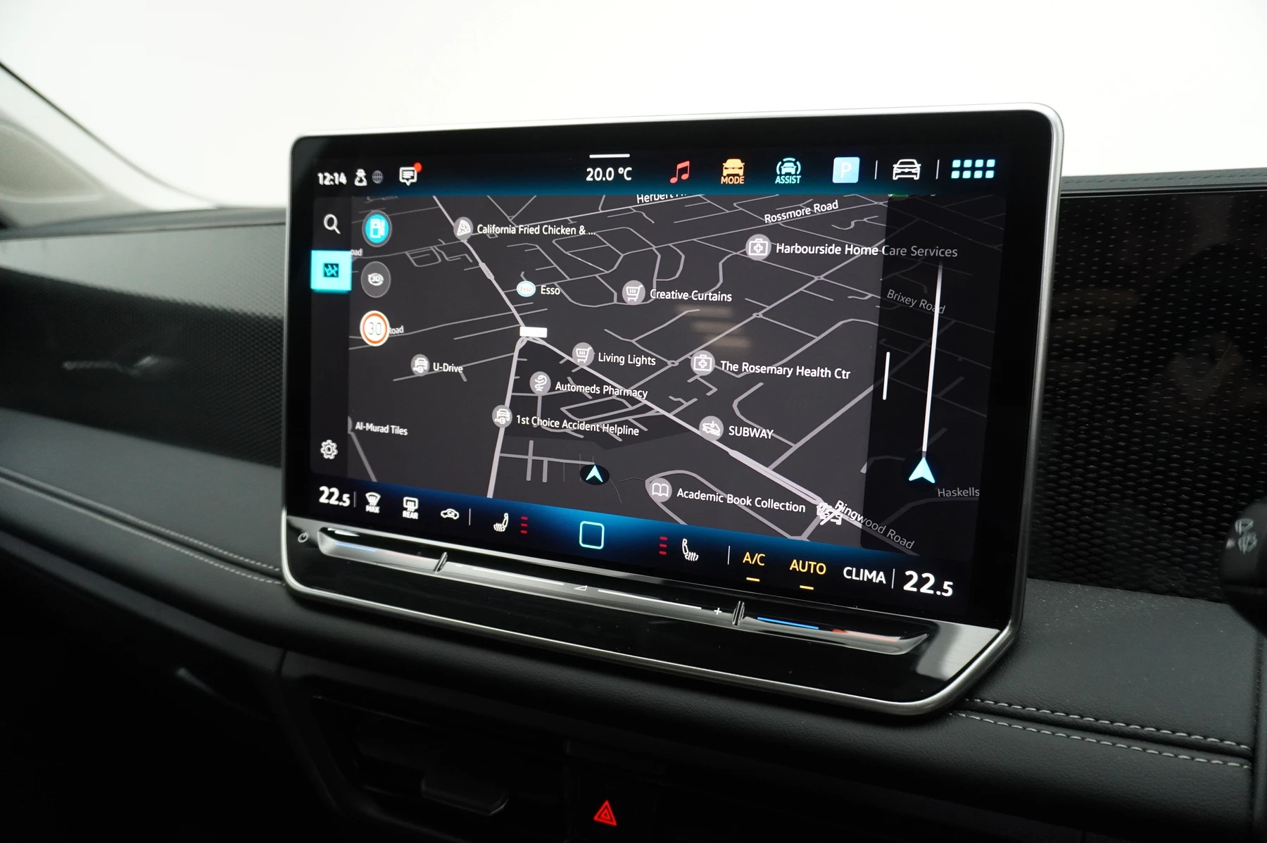 Volkswagen-Tiguan-image-23