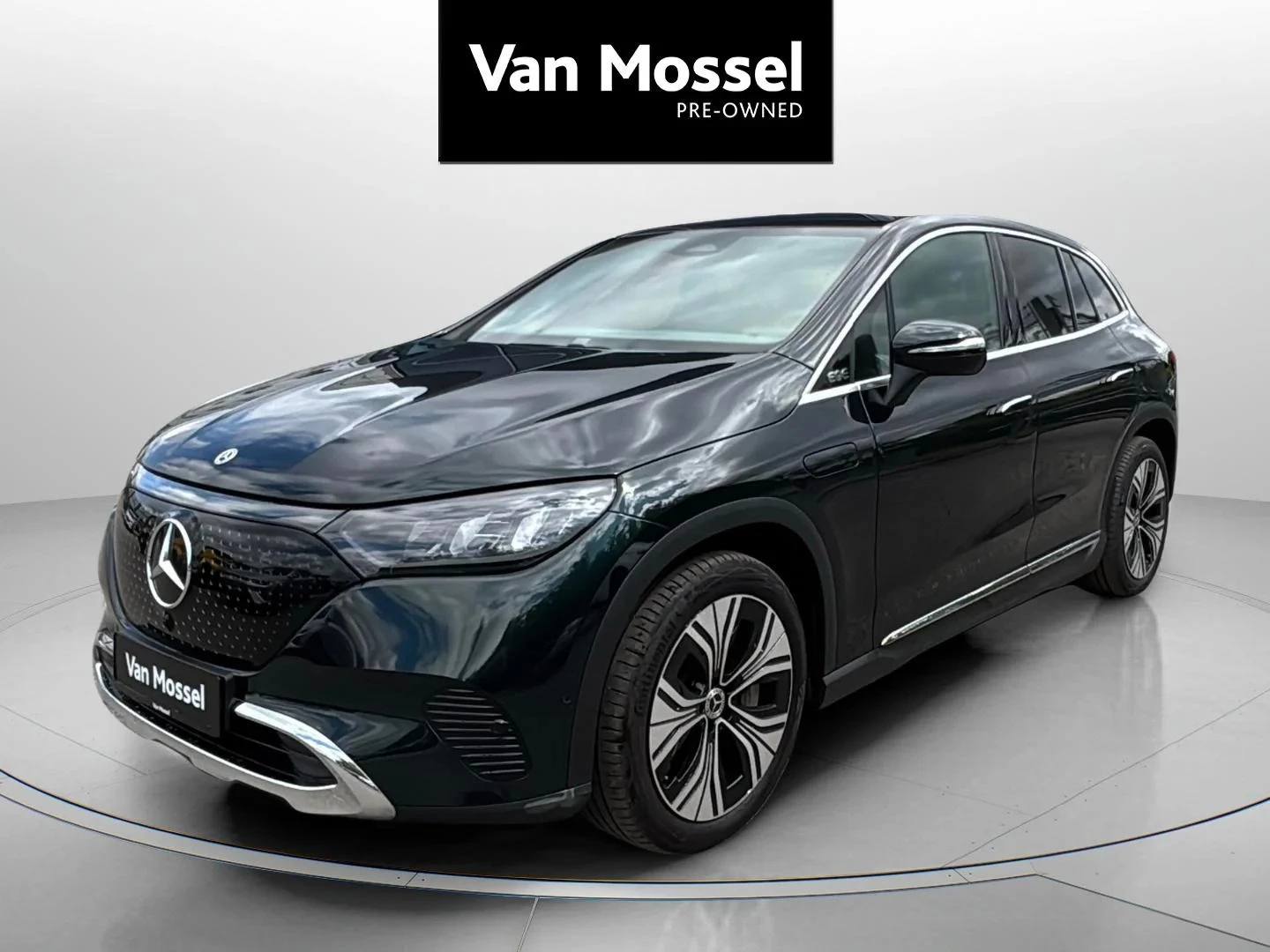 Mercedes-Benz-EQE-image-0