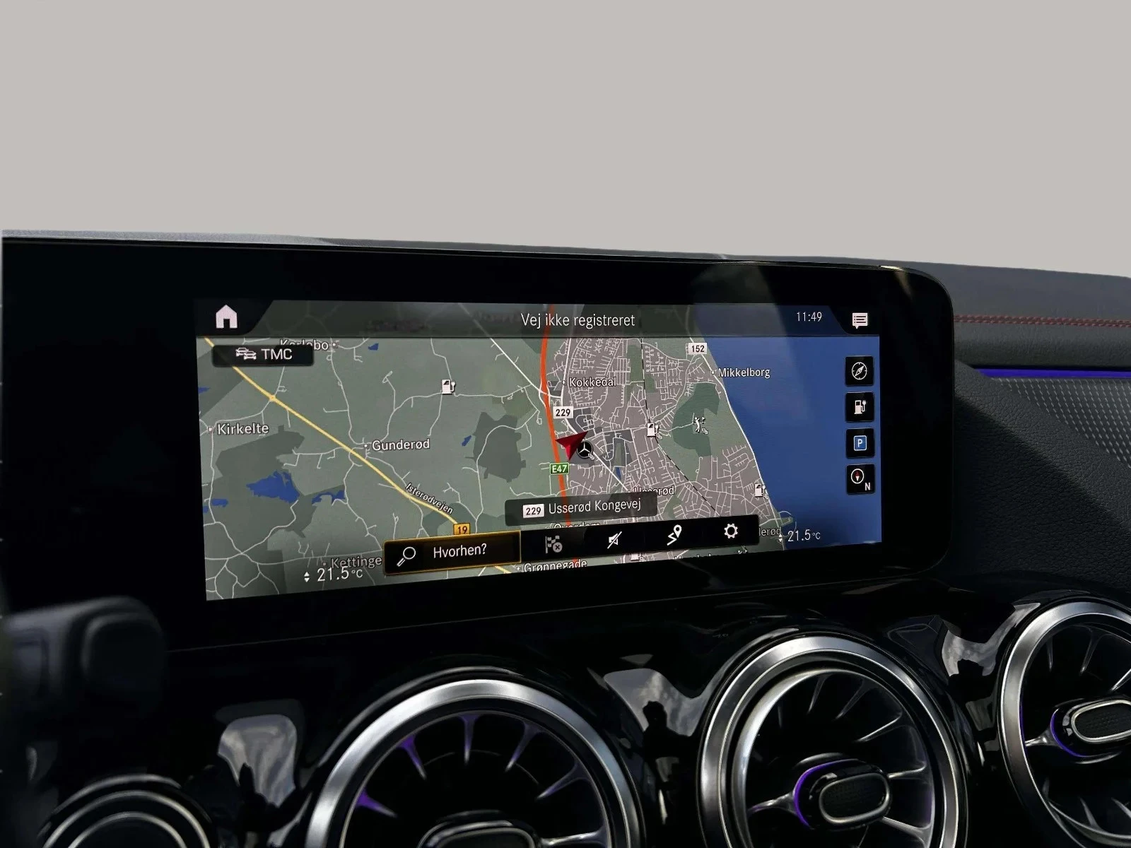 Mercedes-Benz-EQA-image-18