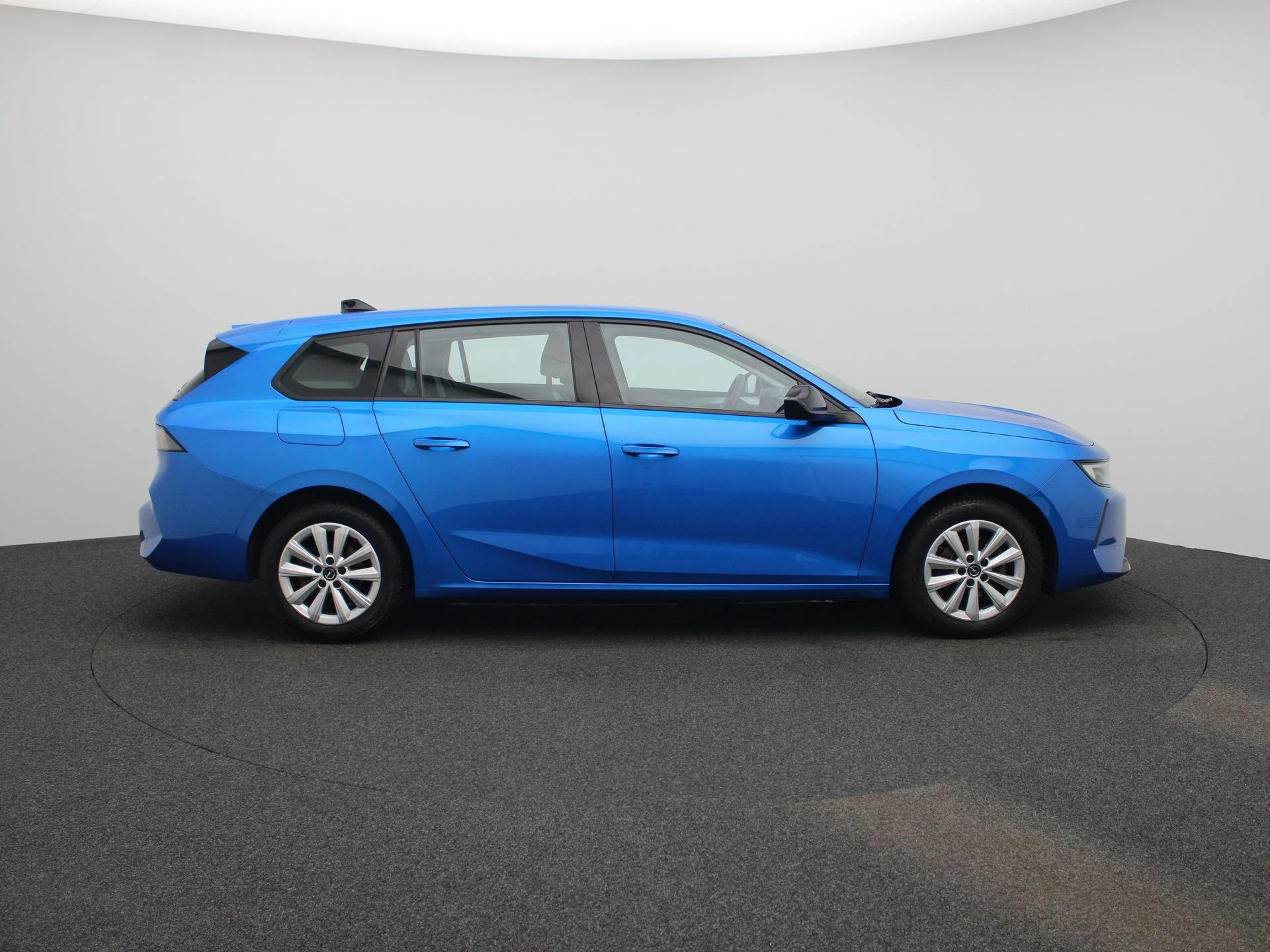 Opel-Astra-image-5