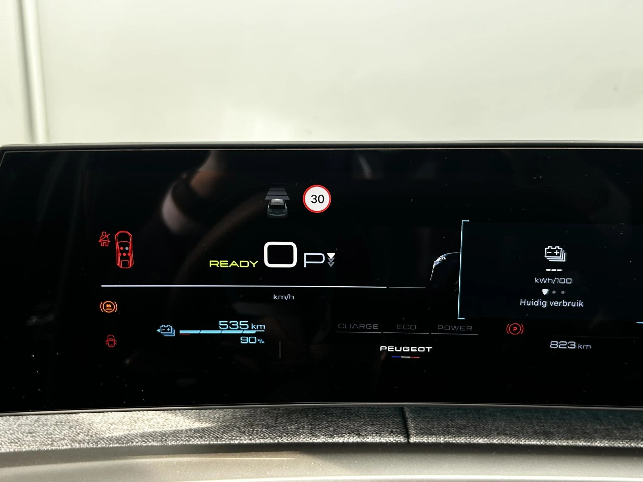 Peugeot-e-3008-image-15