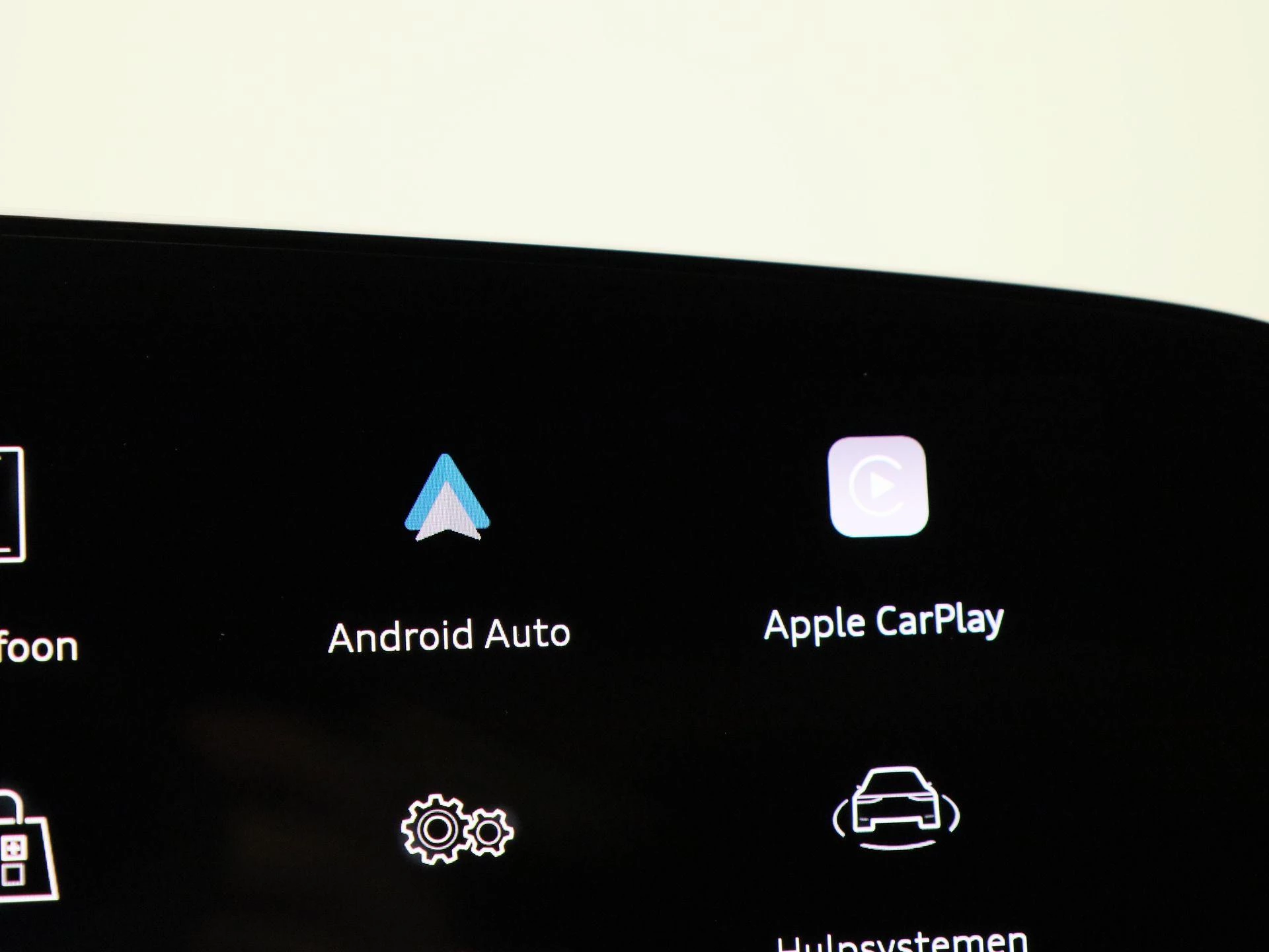 Audi-Q6 e-tron-image-30