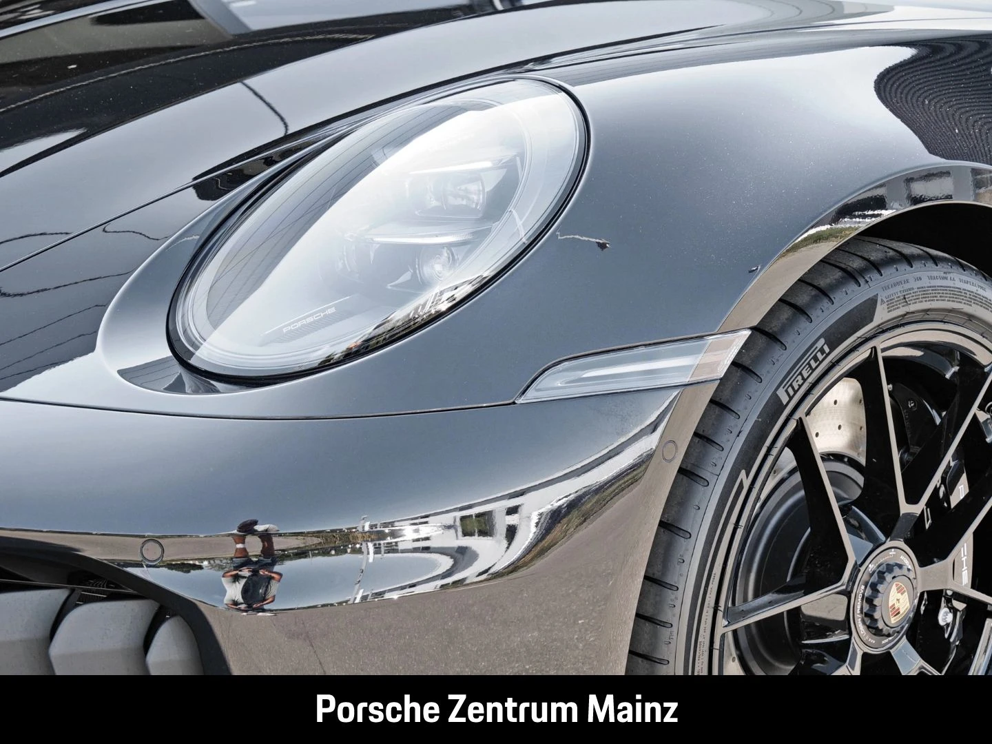 Porsche-911-image-9