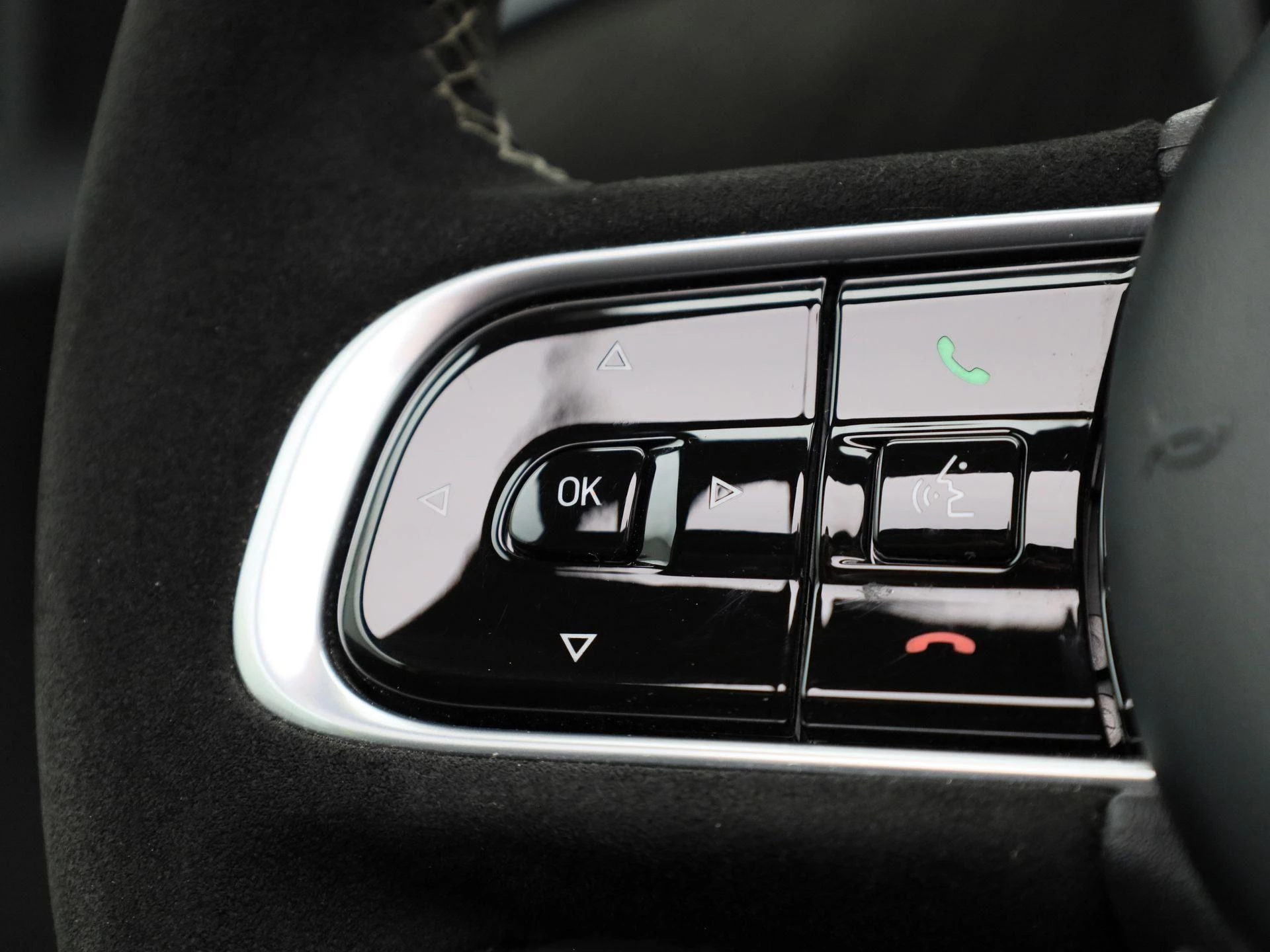 Abarth-500C-image-10