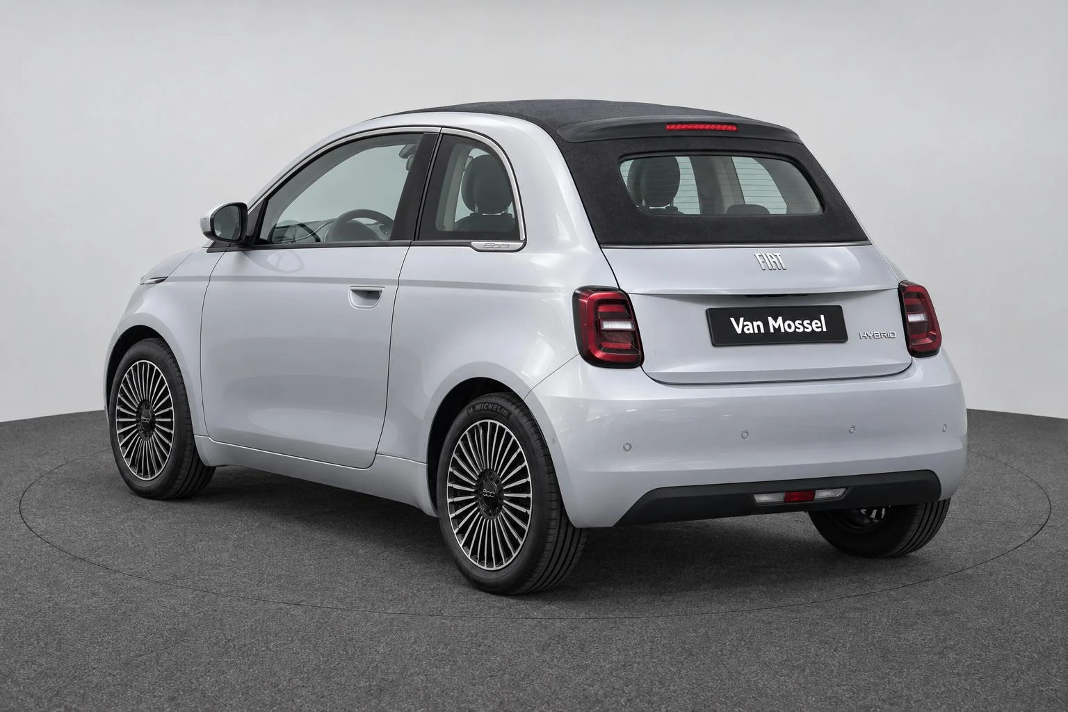 Fiat-500C-image-15