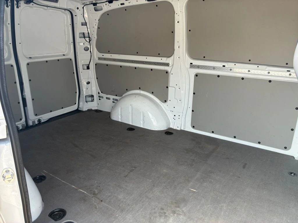 Mercedes-Benz-Vito 116-image-19