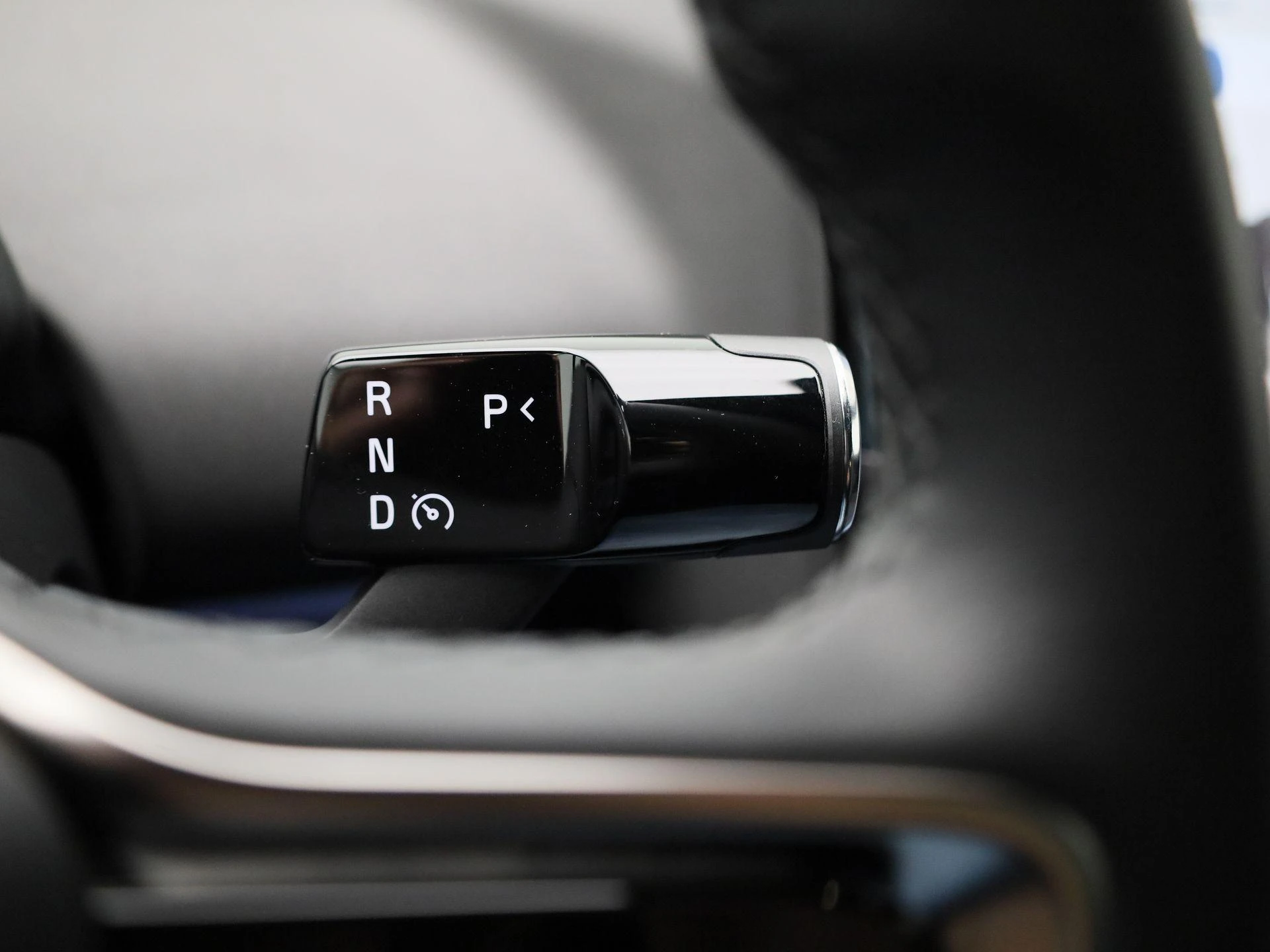 Volvo-EX30-image-26