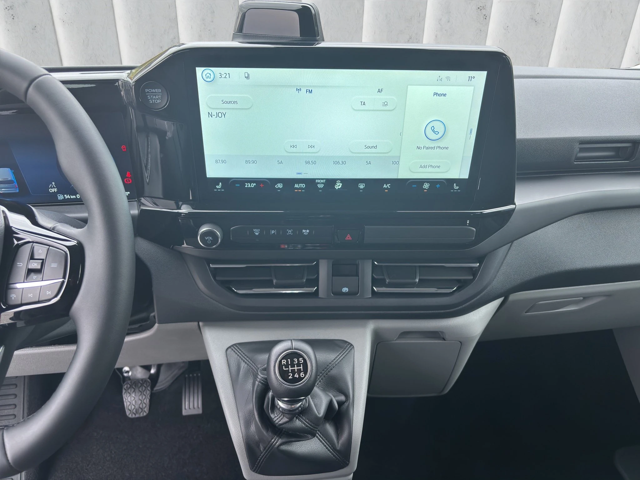 Ford-Tourneo Custom-image-13