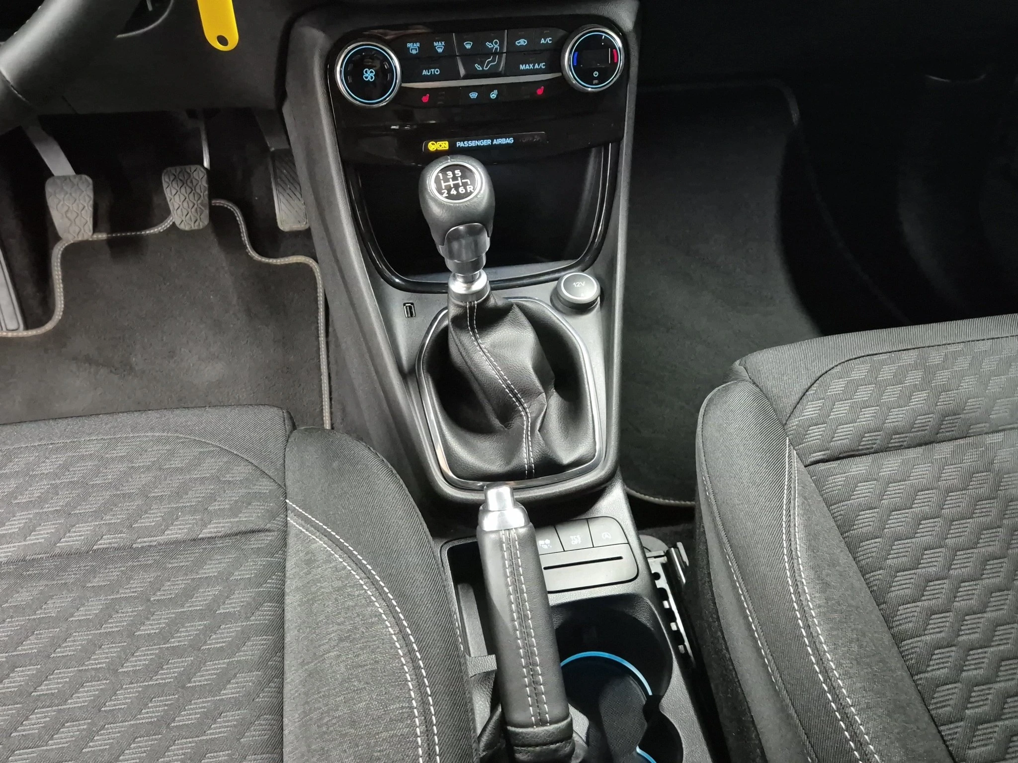 Ford-Puma-image-13