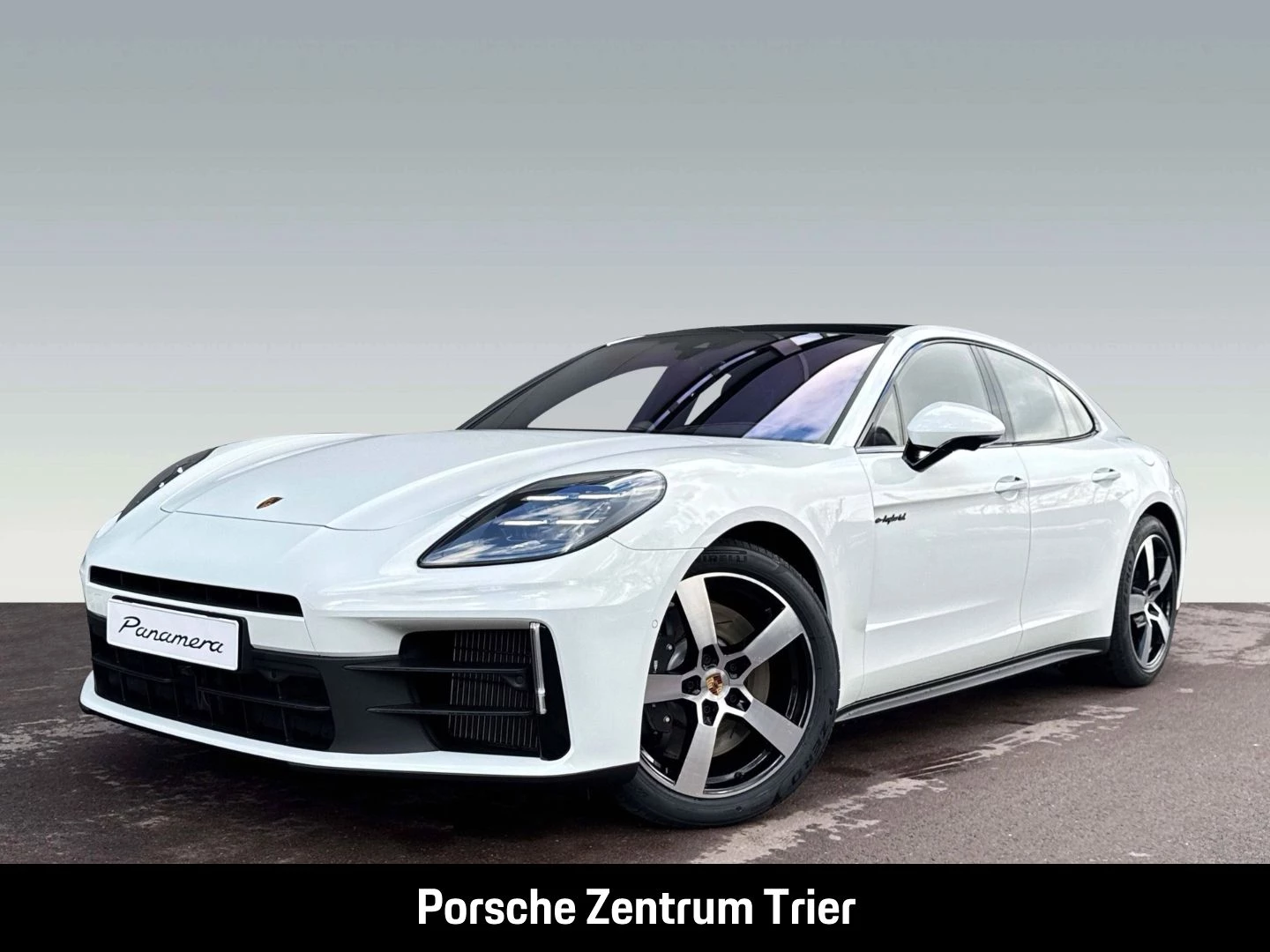 Porsche-Panamera-image-0
