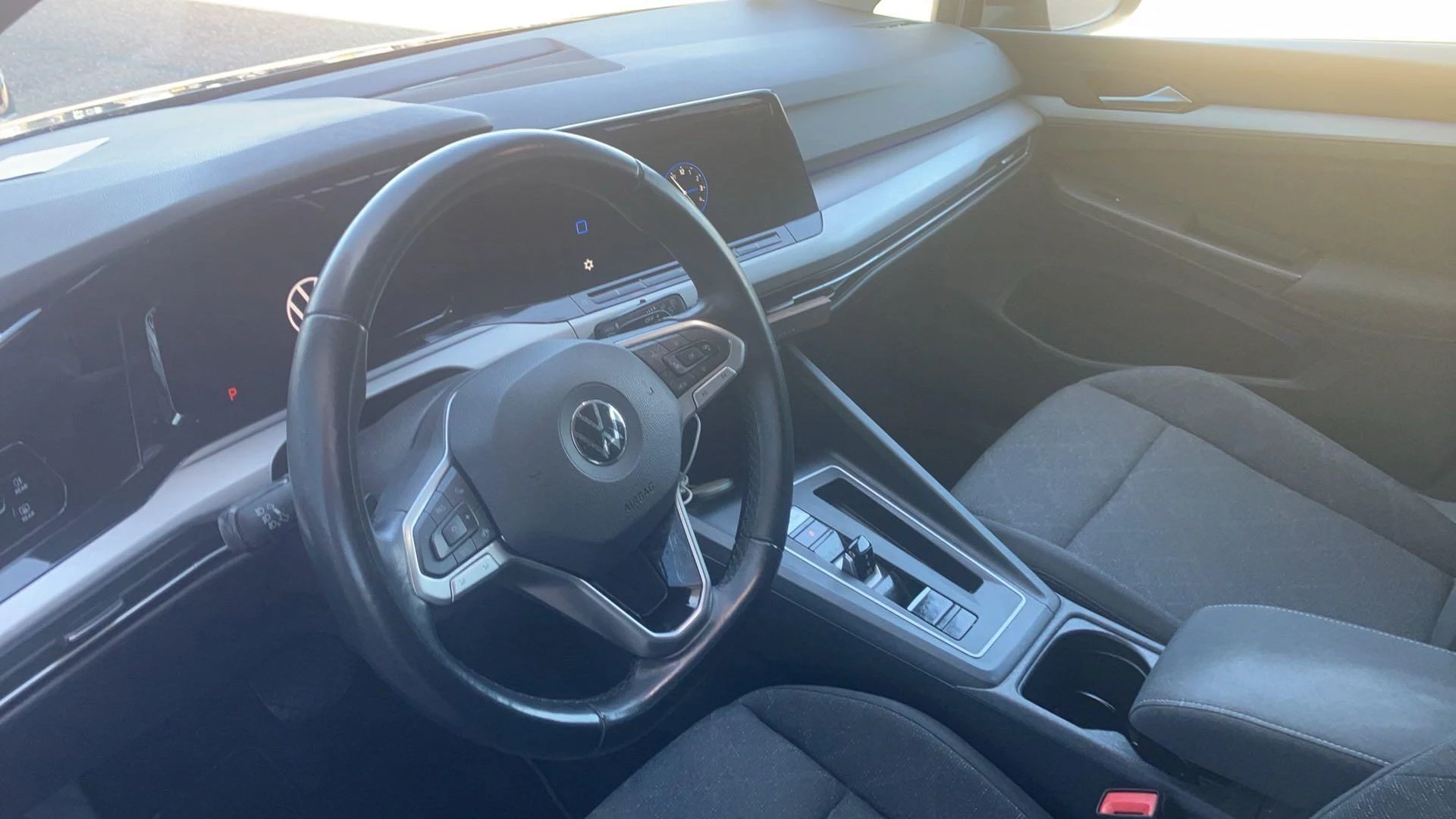 Volkswagen Golf 1.5 eTSI Style