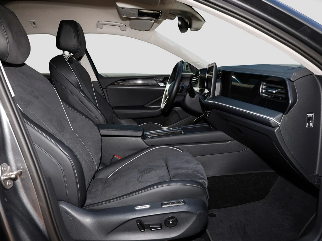Volkswagen-Passat-image-6