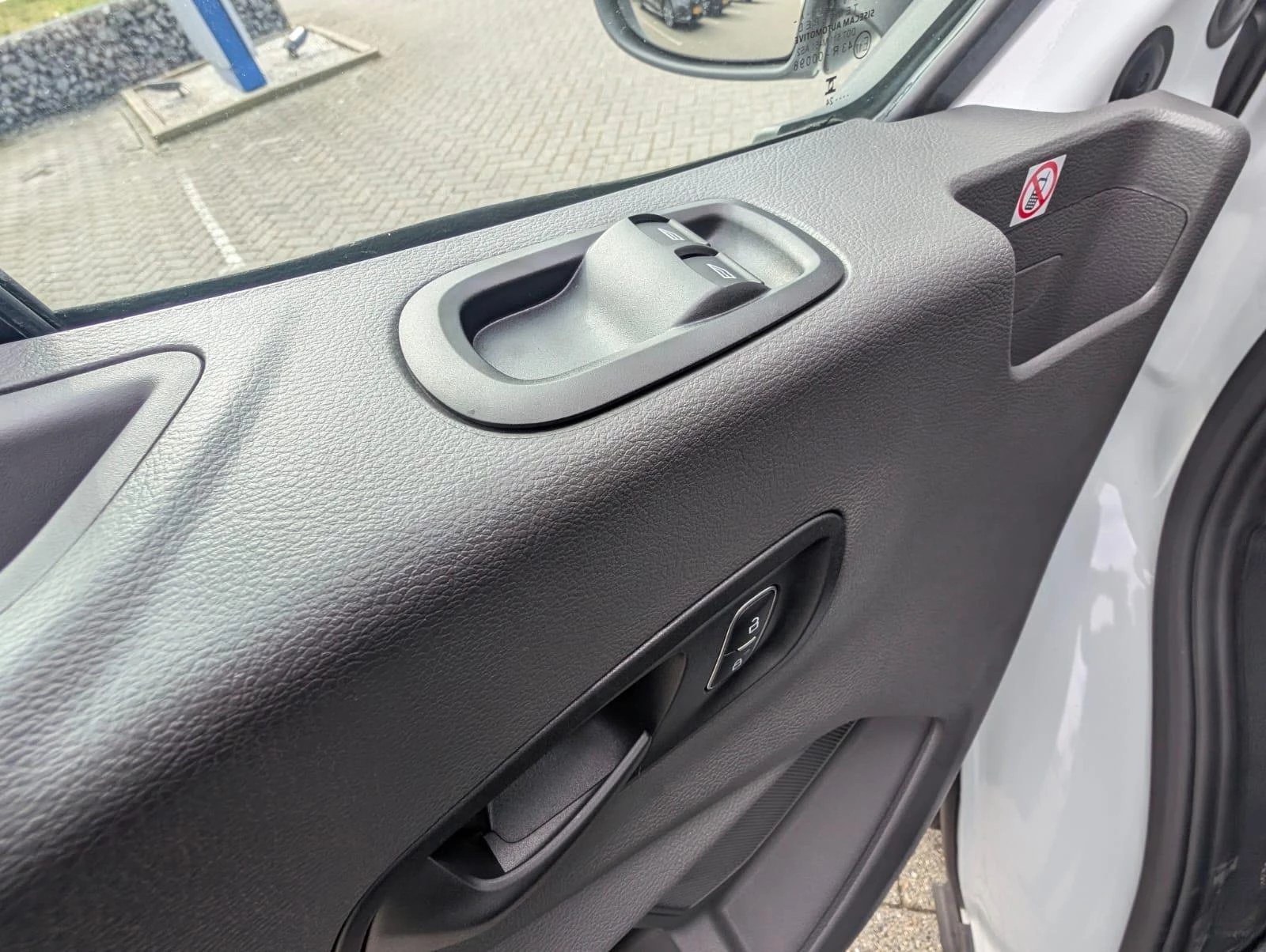 Ford-Transit-image-11