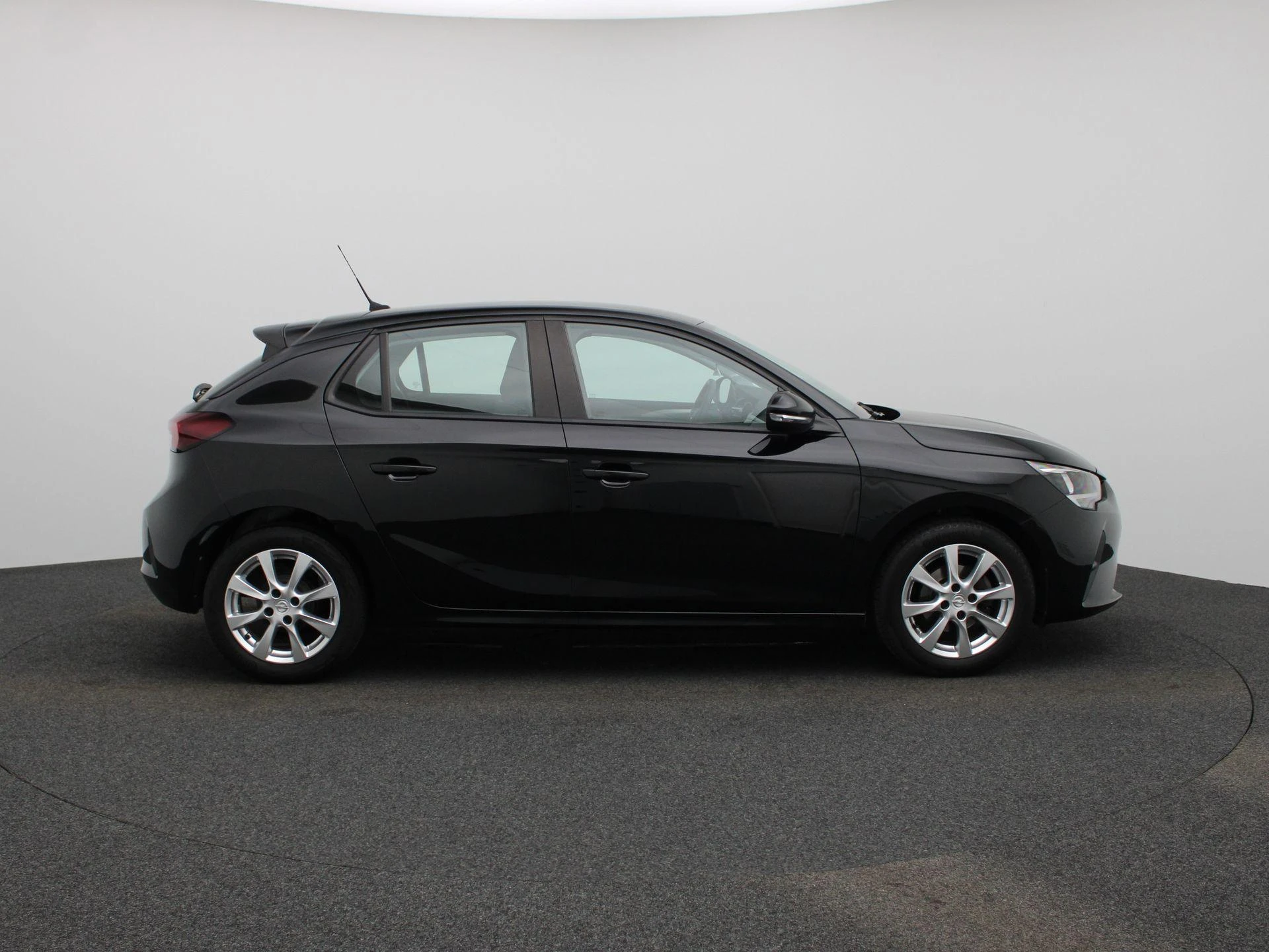 Opel-Corsa-image-5
