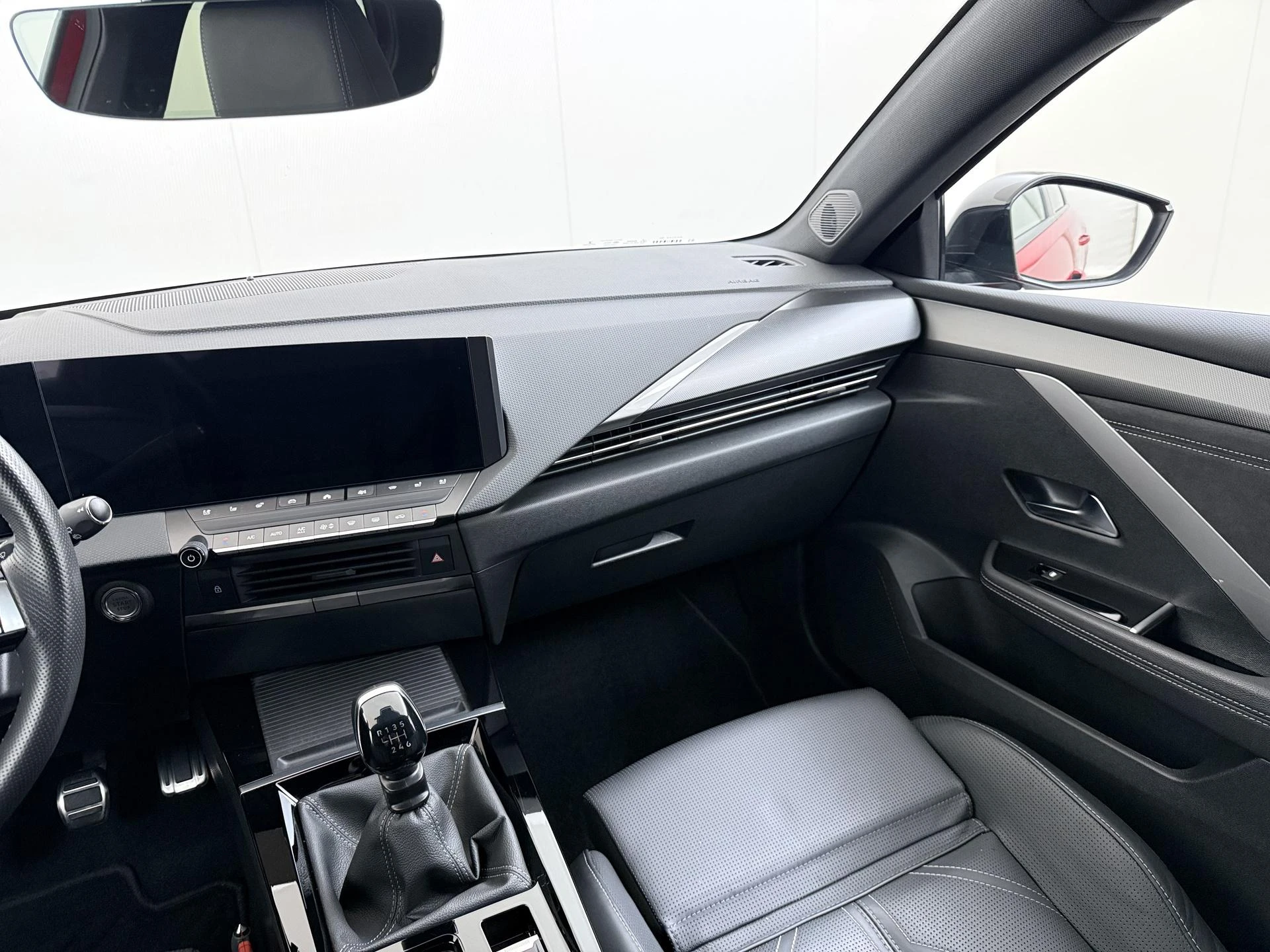 Opel-Astra-image-19