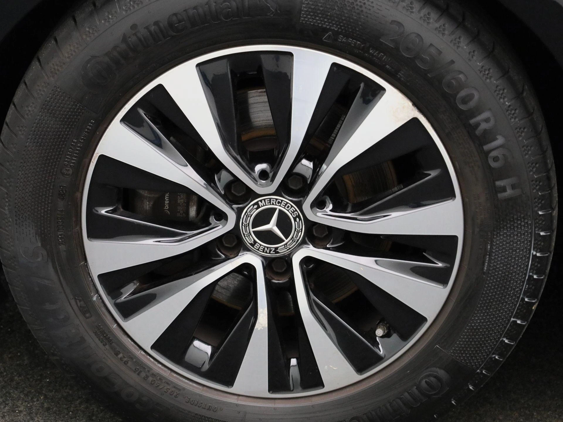 Mercedes-Benz-A-Klasse-image-12