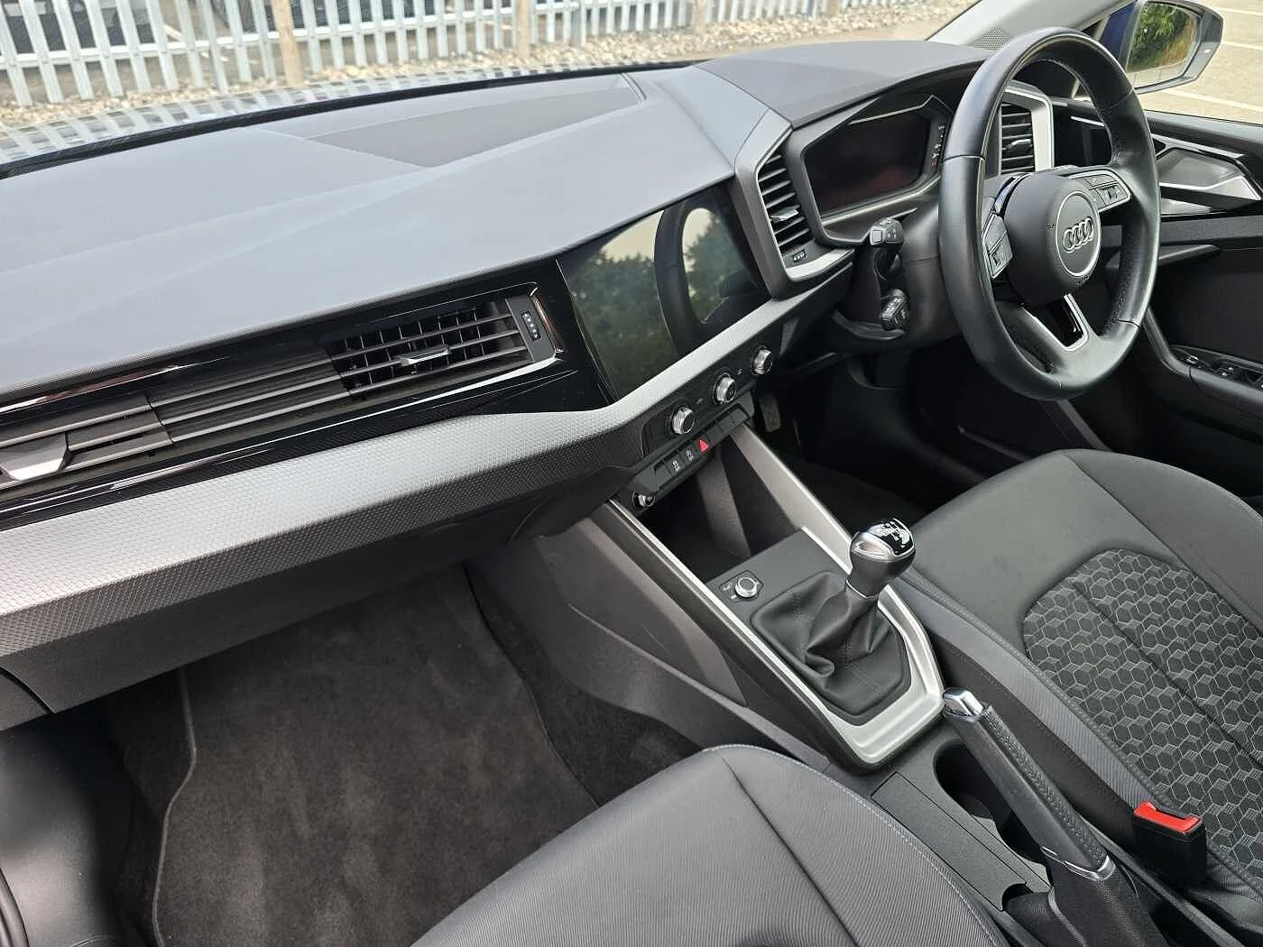 Audi-A1 Sportback-image-1