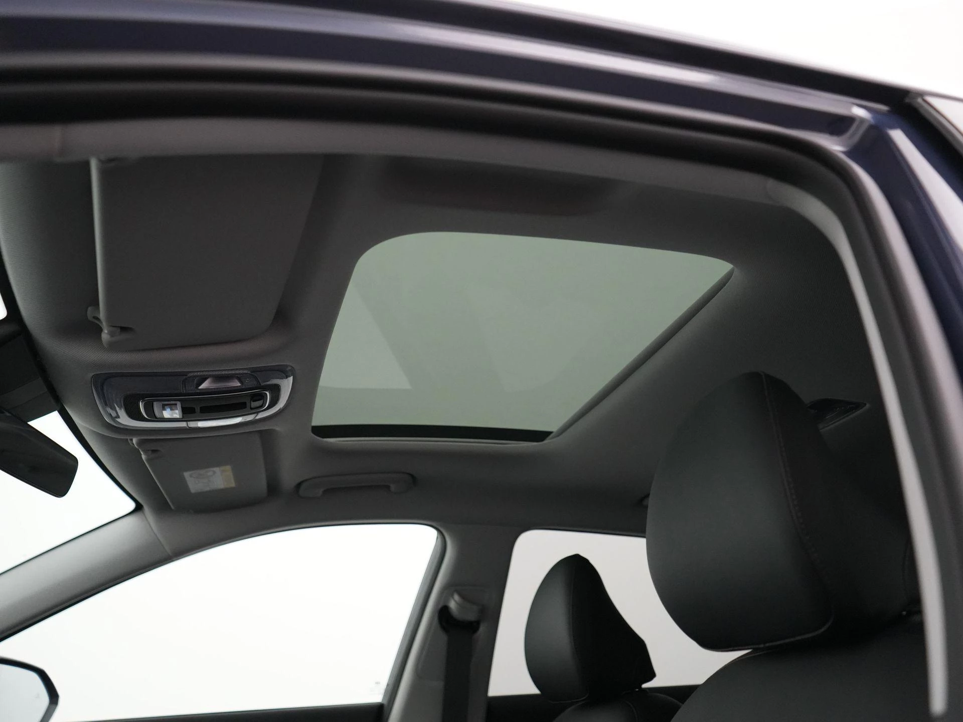 Hyundai Kona 1.6 GDI HEV Premium Sky