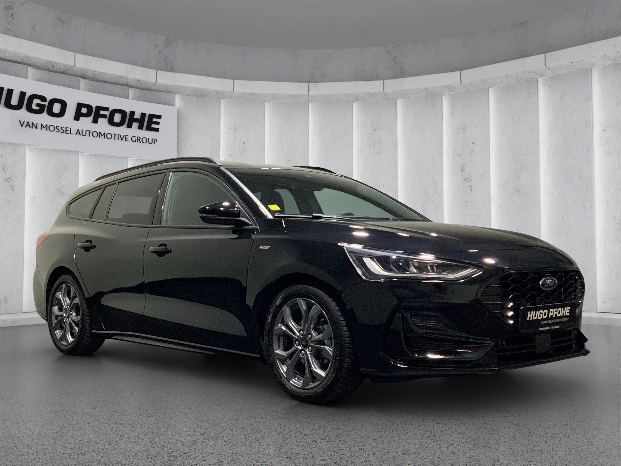 Ford Focus ST-Line X Turnier Aut.*AHK*ACC*HUD*KAM*NAVI*WINTER-PKT.