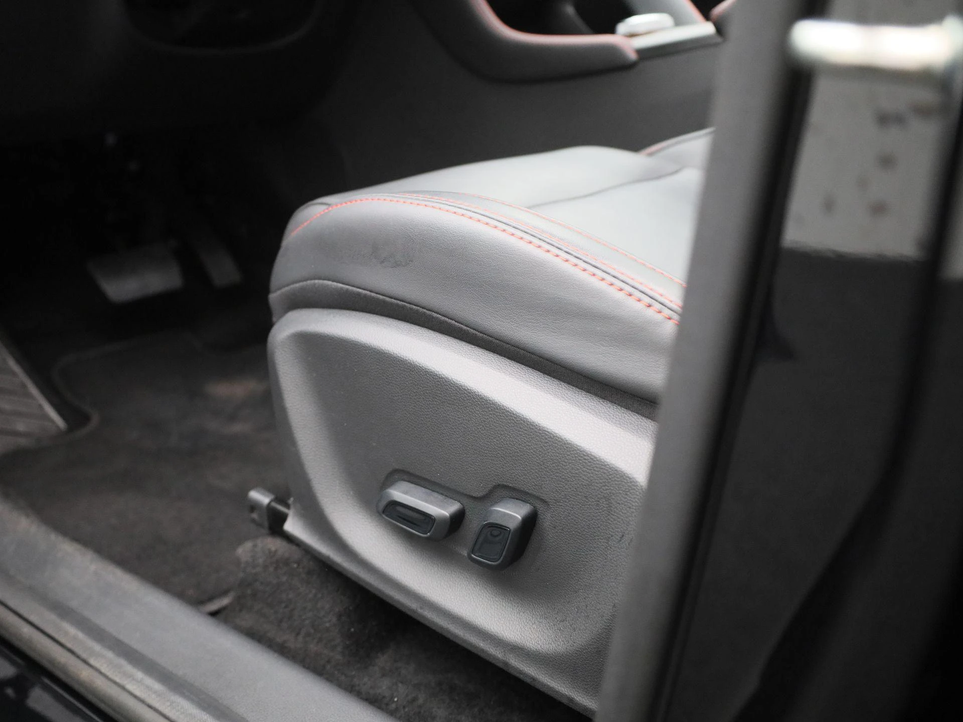 MG ZS EV - 30