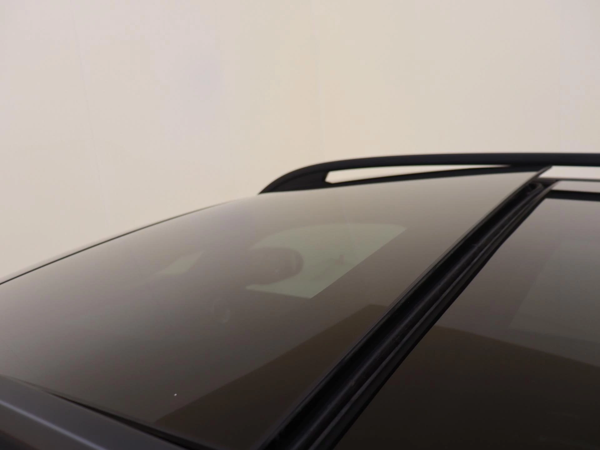 Mercedes-Benz-GLB-image-28