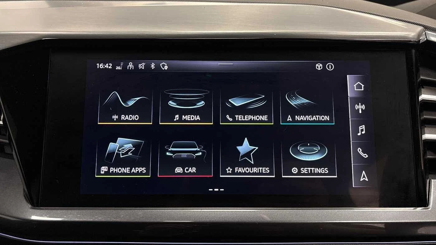 Audi-Q4 e-tron-image-7