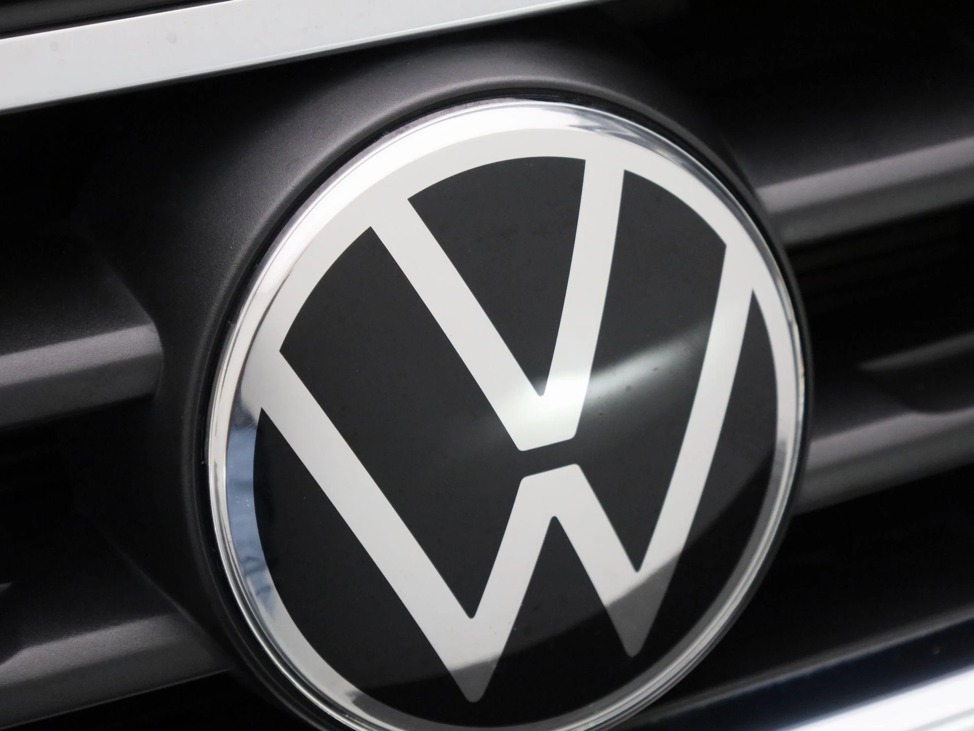 Volkswagen-Tiguan-image-34