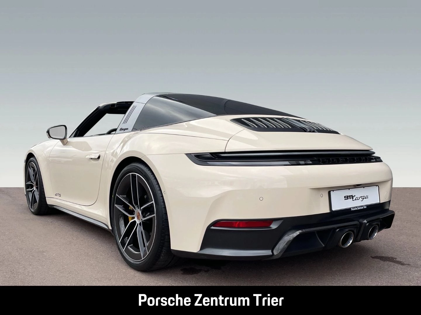 Porsche 911 992 Targa 4 GTS Burmester Clubleder LED