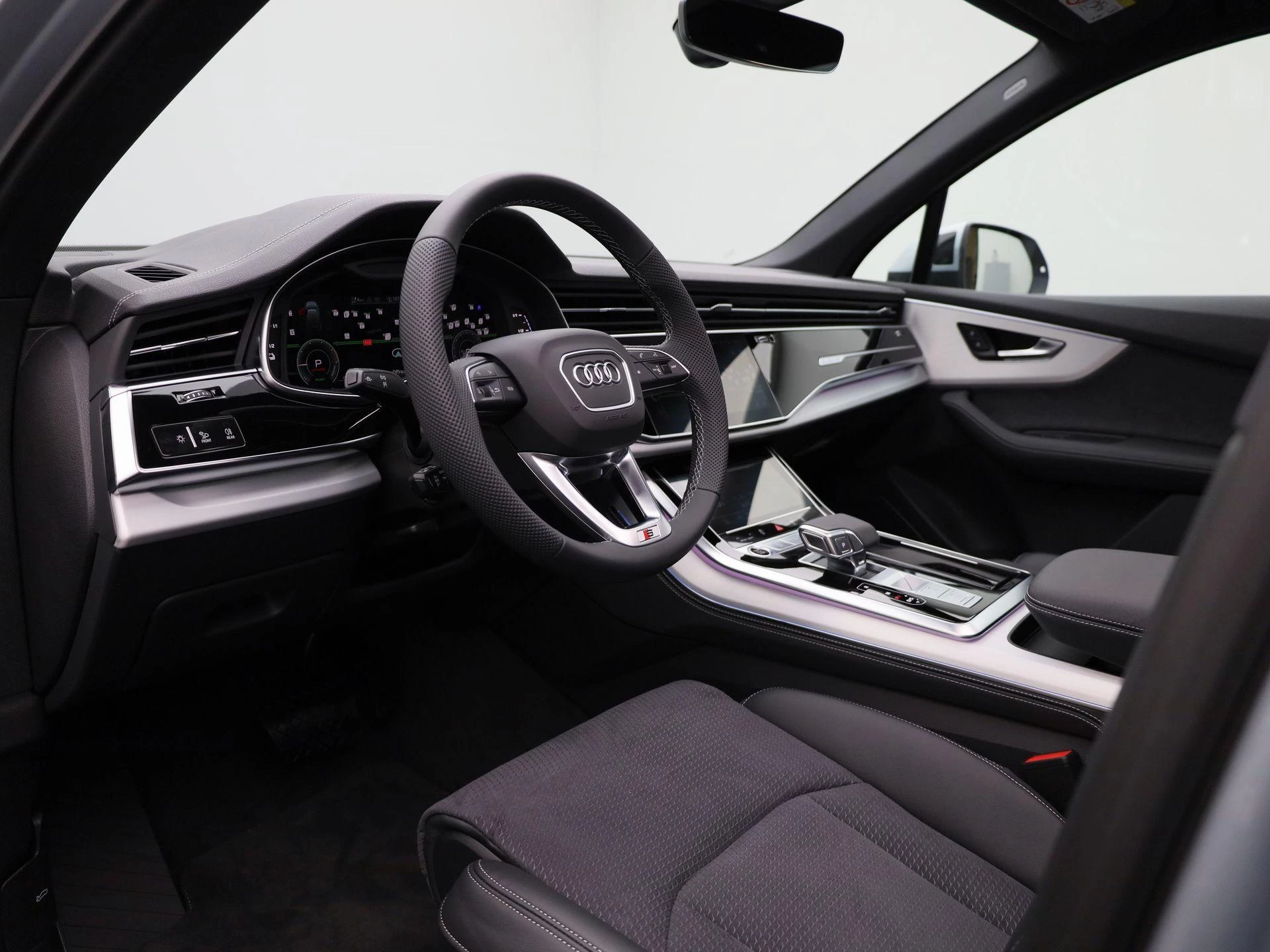 Audi-Q7-image-48