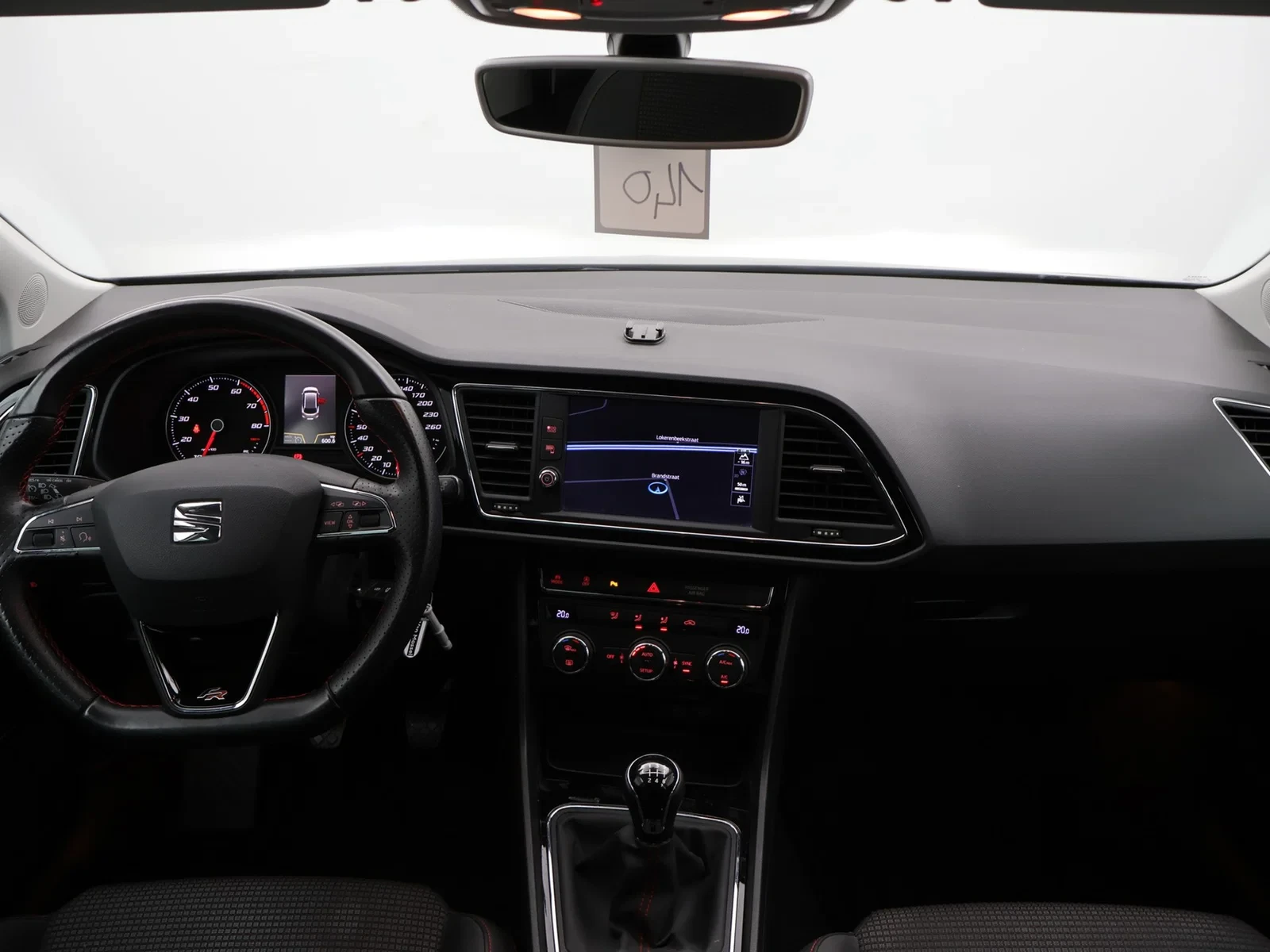 SEAT Leon ST Leon ST 1.4TSI FR 125PK *TREKHAAK*BLTH*APP-CONNECT*PDC ACHTER*NAVI*...*