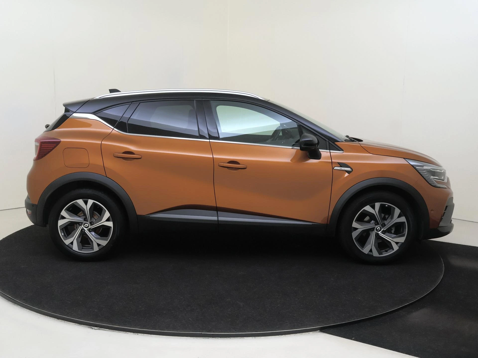 Renault Captur 1.3 TCe R.S. Line 140PK