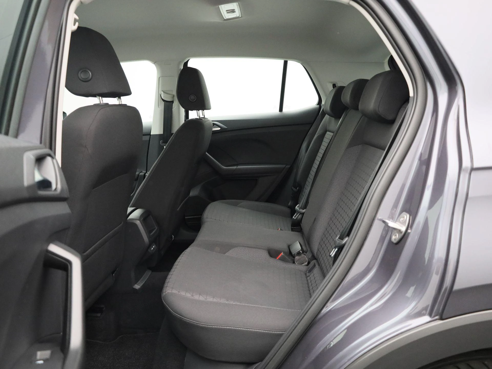 Volkswagen-T-Cross-image-11