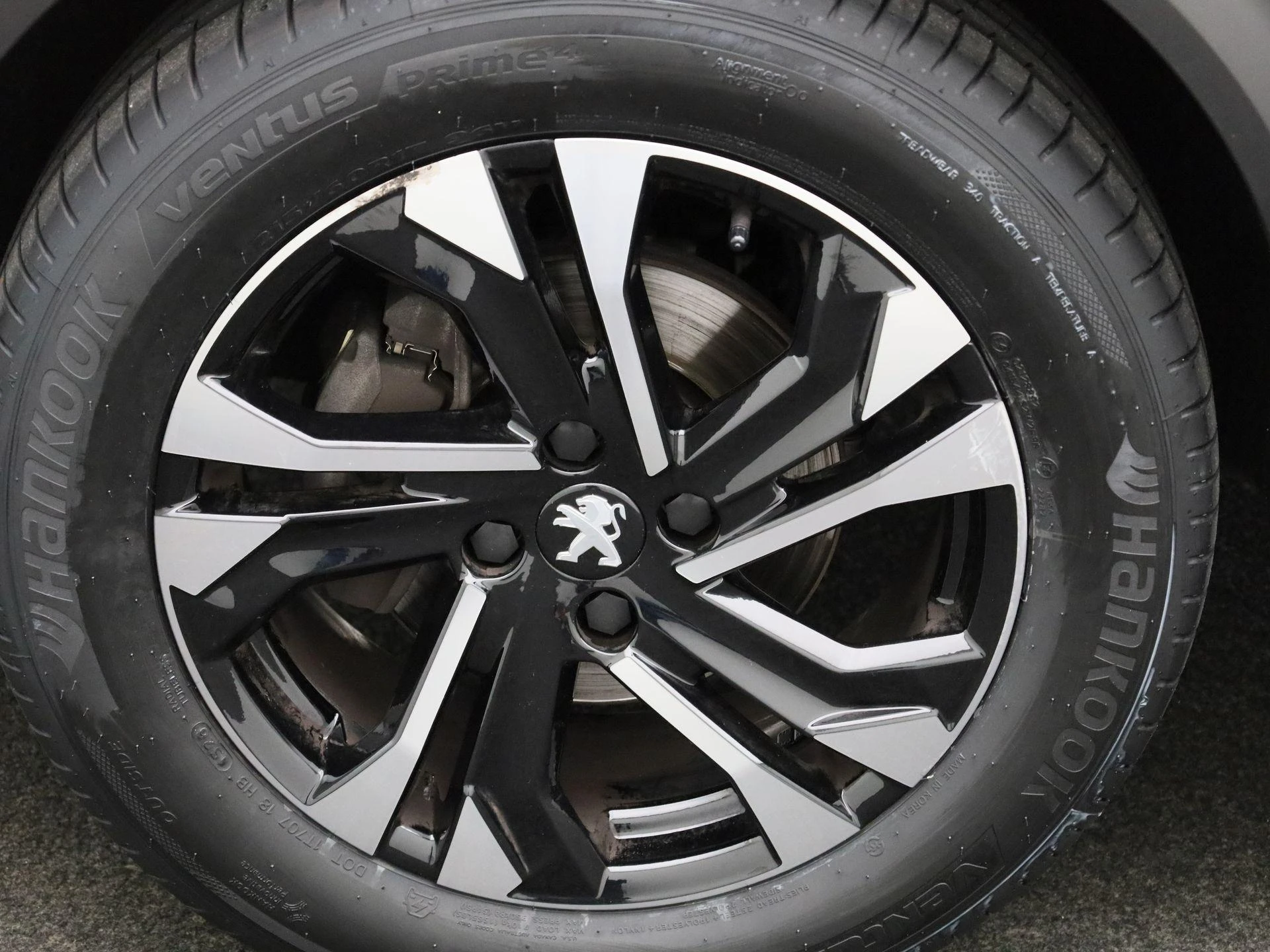 Peugeot 2008 - 12