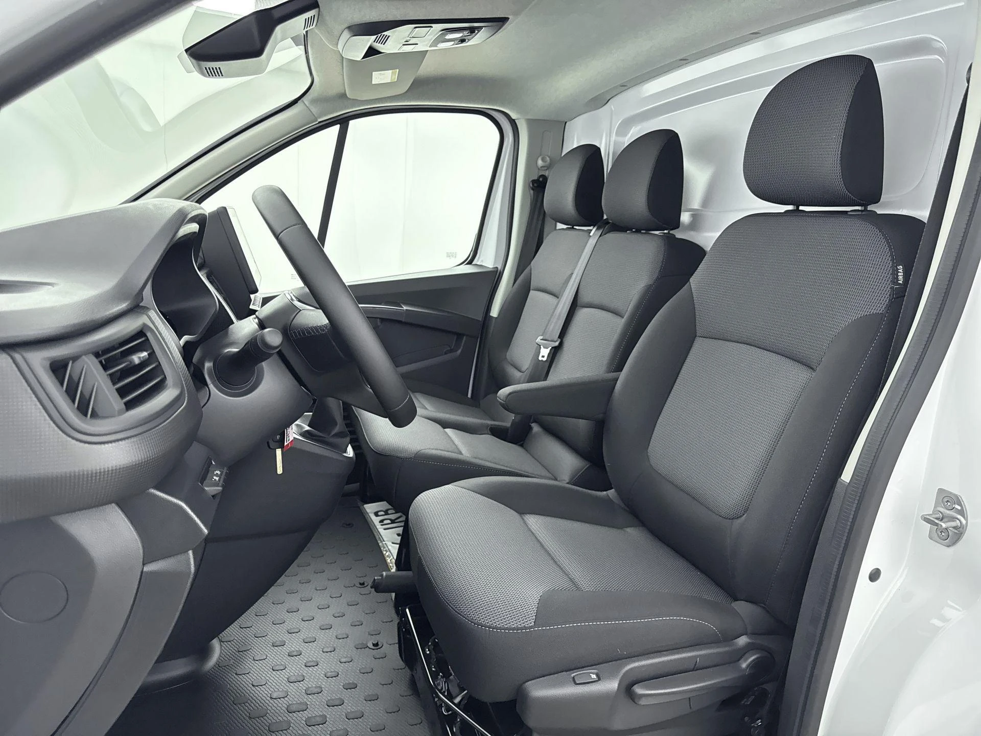 Renault-Trafic-image-24